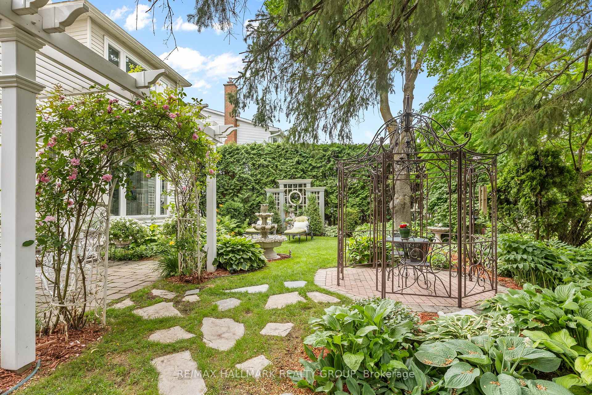 Photo 48 of 1348 Turner Crescent, Ottawa, Bilberry Creek/Queenswood Heights — HOMEH