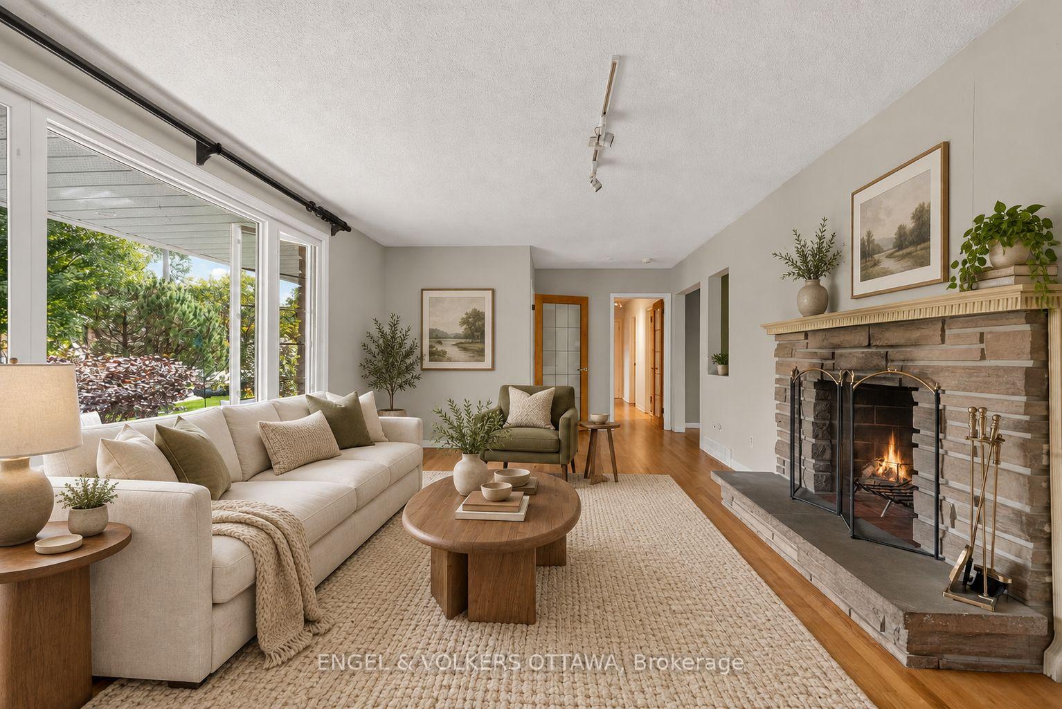 Photo 7 of 2642 Marble Crescent, Ottawa, Mooneys Bay/Riverside Park — HOMEH