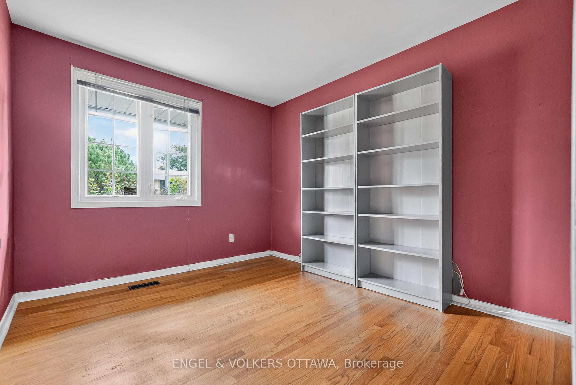 Photo 24 of 2642 Marble Crescent, Ottawa, Mooneys Bay/Riverside Park — HOMEH