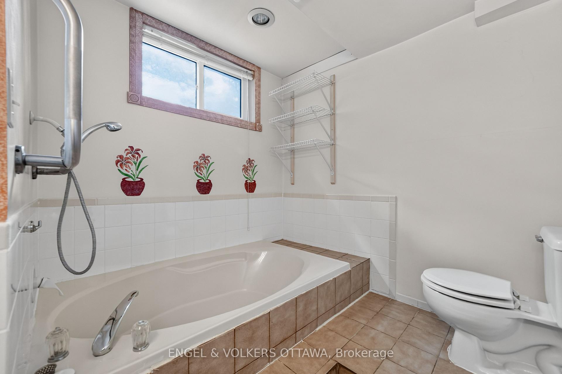 Photo 41 of 2642 Marble Crescent, Ottawa, Mooneys Bay/Riverside Park — HOMEH
