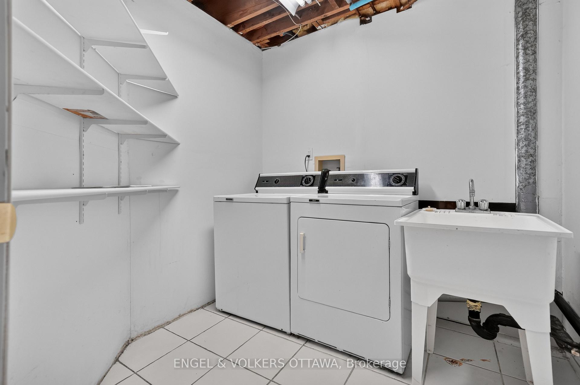 Photo 42 of 2642 Marble Crescent, Ottawa, Mooneys Bay/Riverside Park — HOMEH