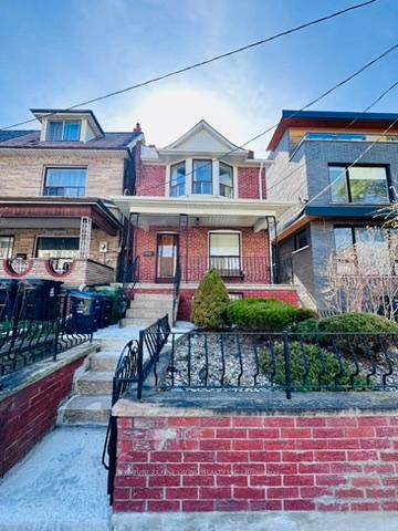 Photo of 382 Roxton Road