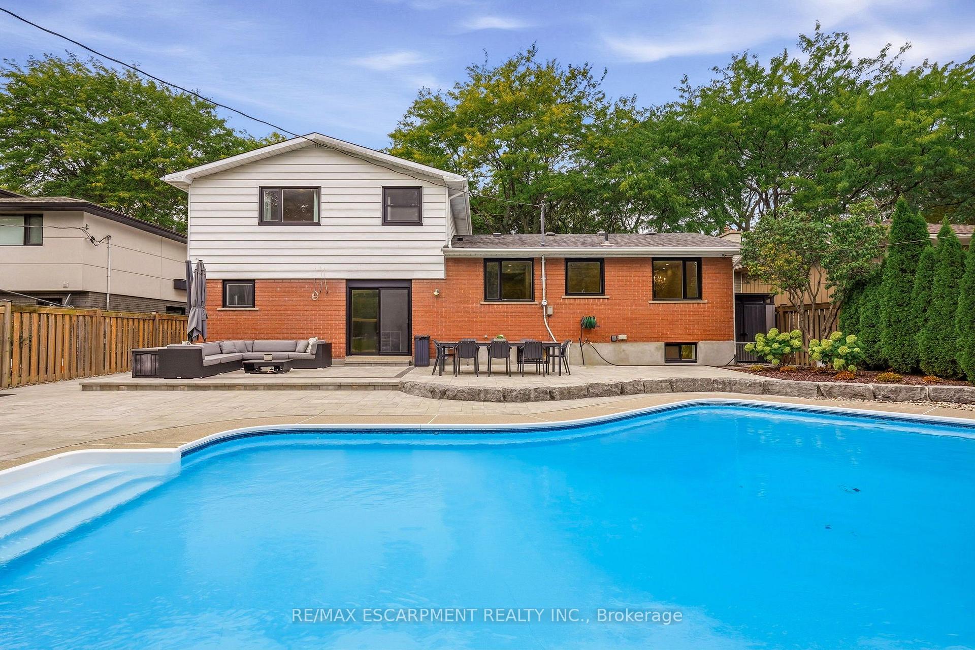 Photo 45 of 3368 Guildwood Drive, Burlington, Roseland — HOMEH