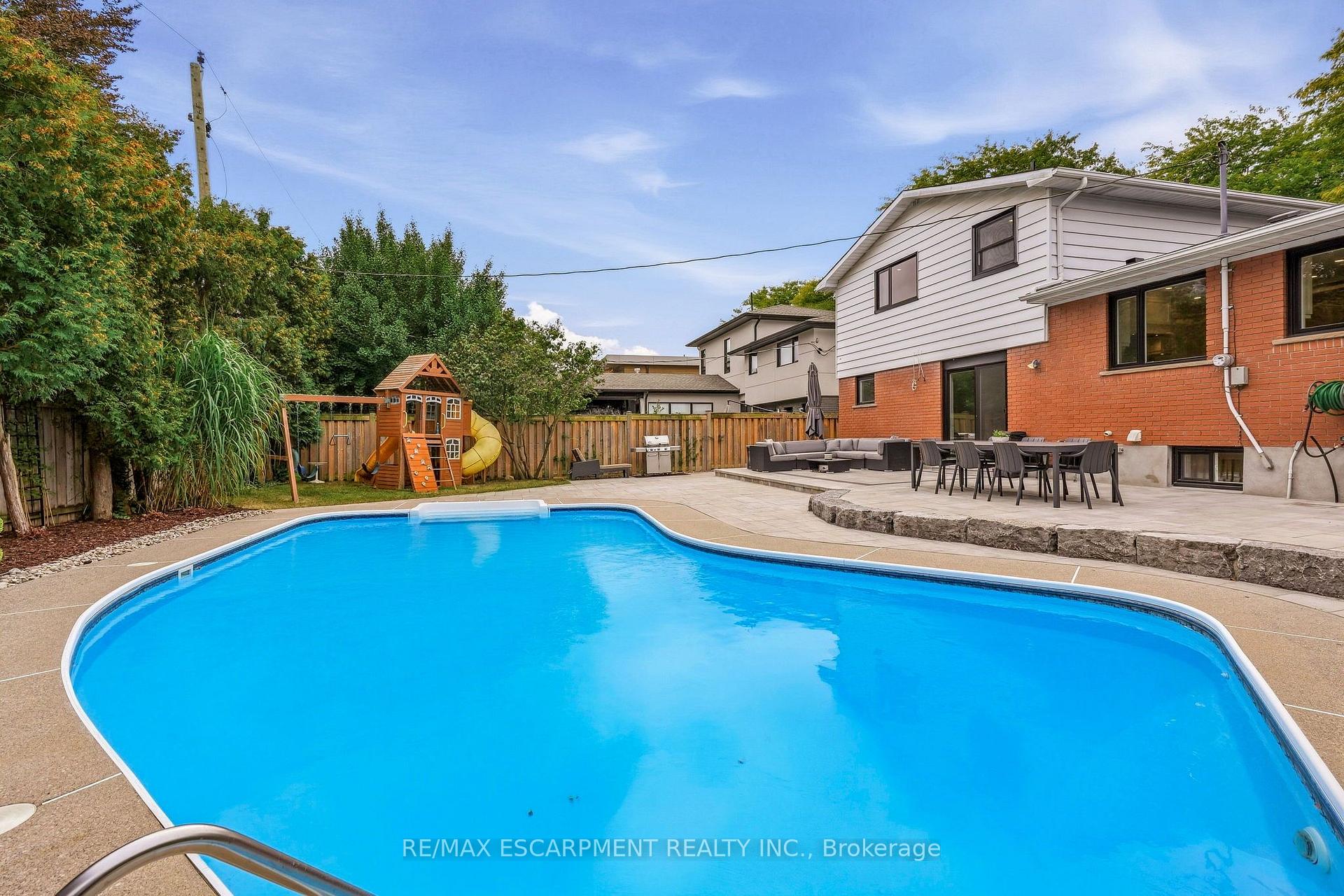 Photo 46 of 3368 Guildwood Drive, Burlington, Roseland — HOMEH