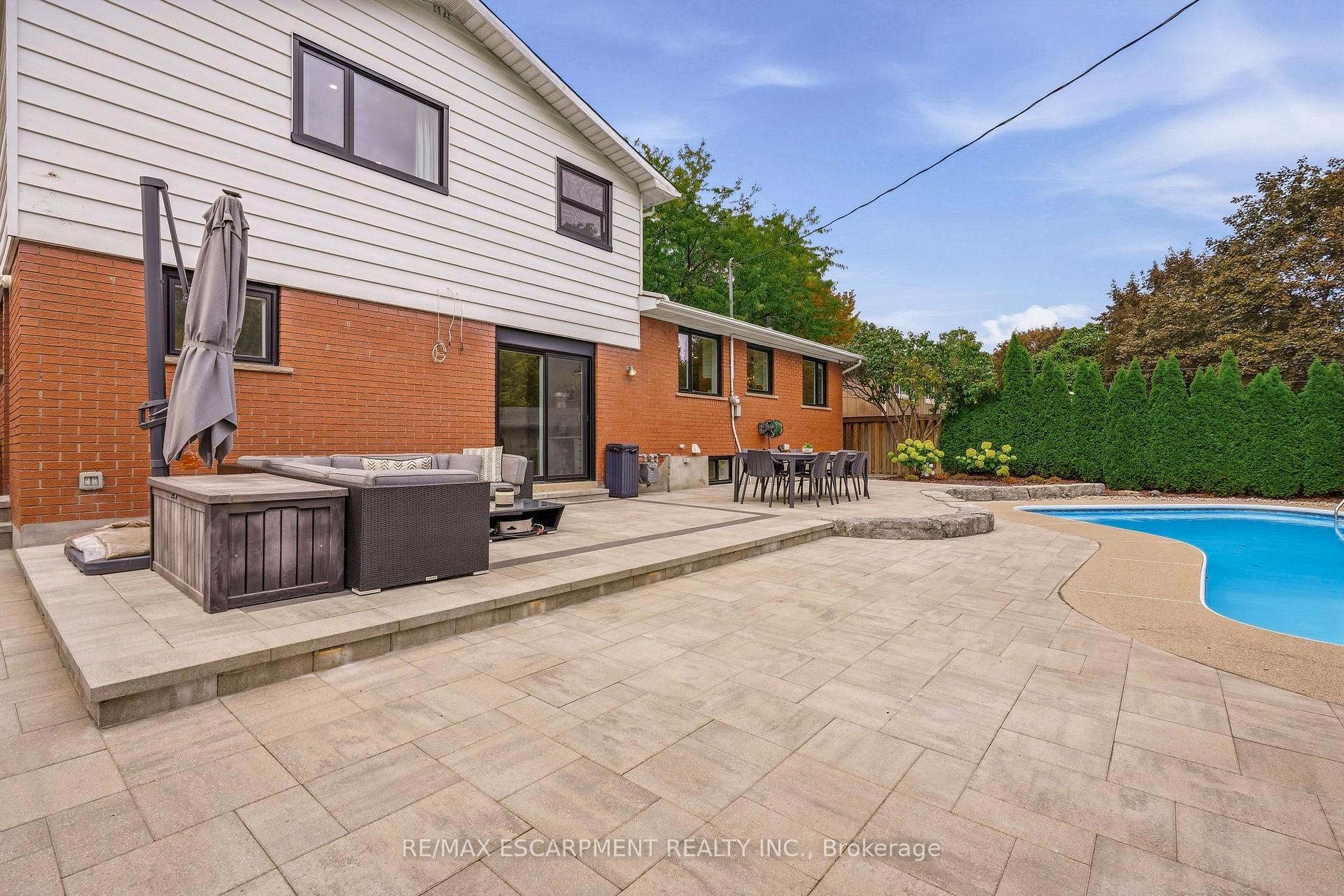 Photo 47 of 3368 Guildwood Drive, Burlington, Roseland — HOMEH