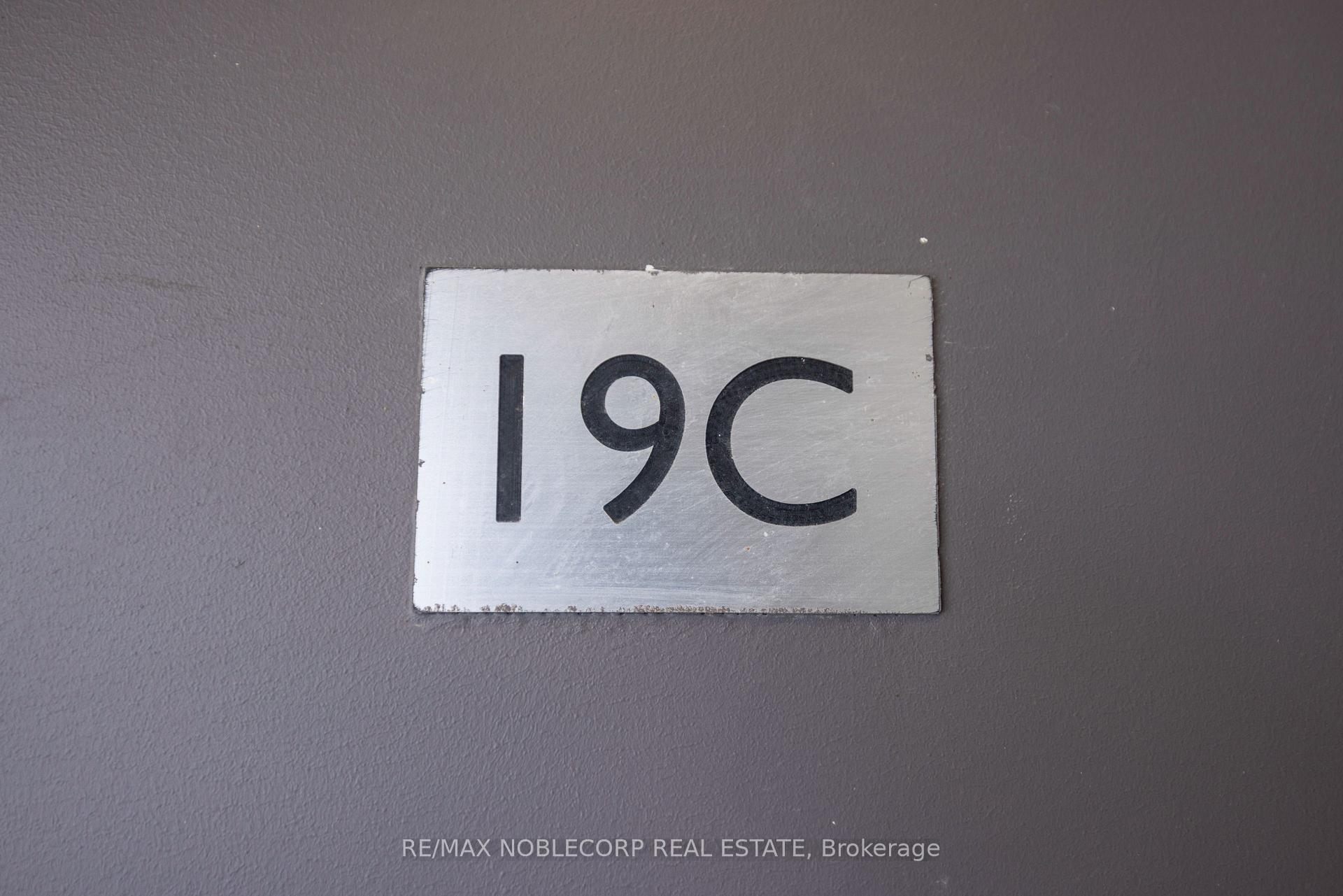 Photo 4 of 19C Lookout Drive, Clarington, Bowmanville — HOMEH