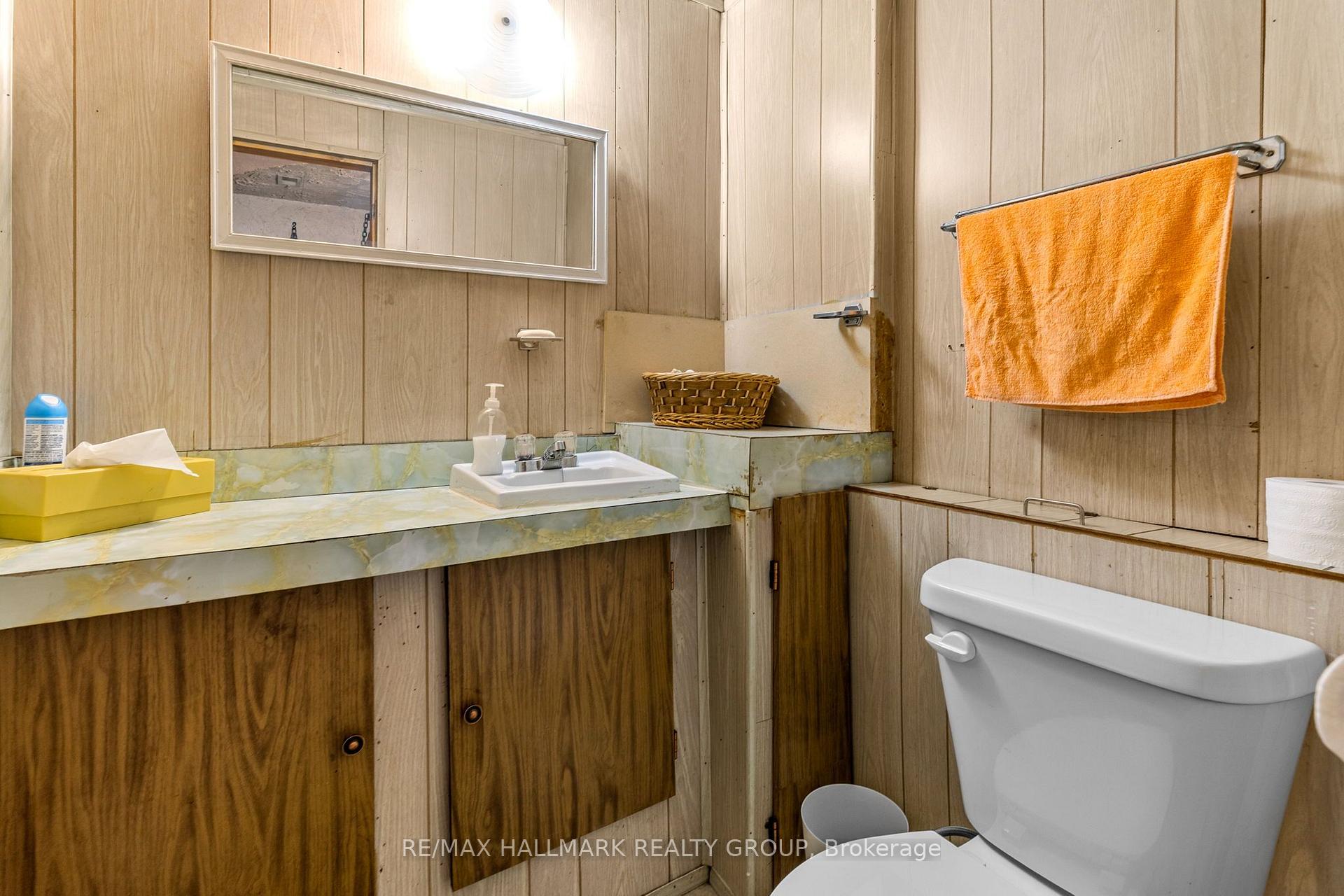 Photo 31 of 2376 Blackstone Crescent, Ottawa, Elmvale Acres — HOMEH