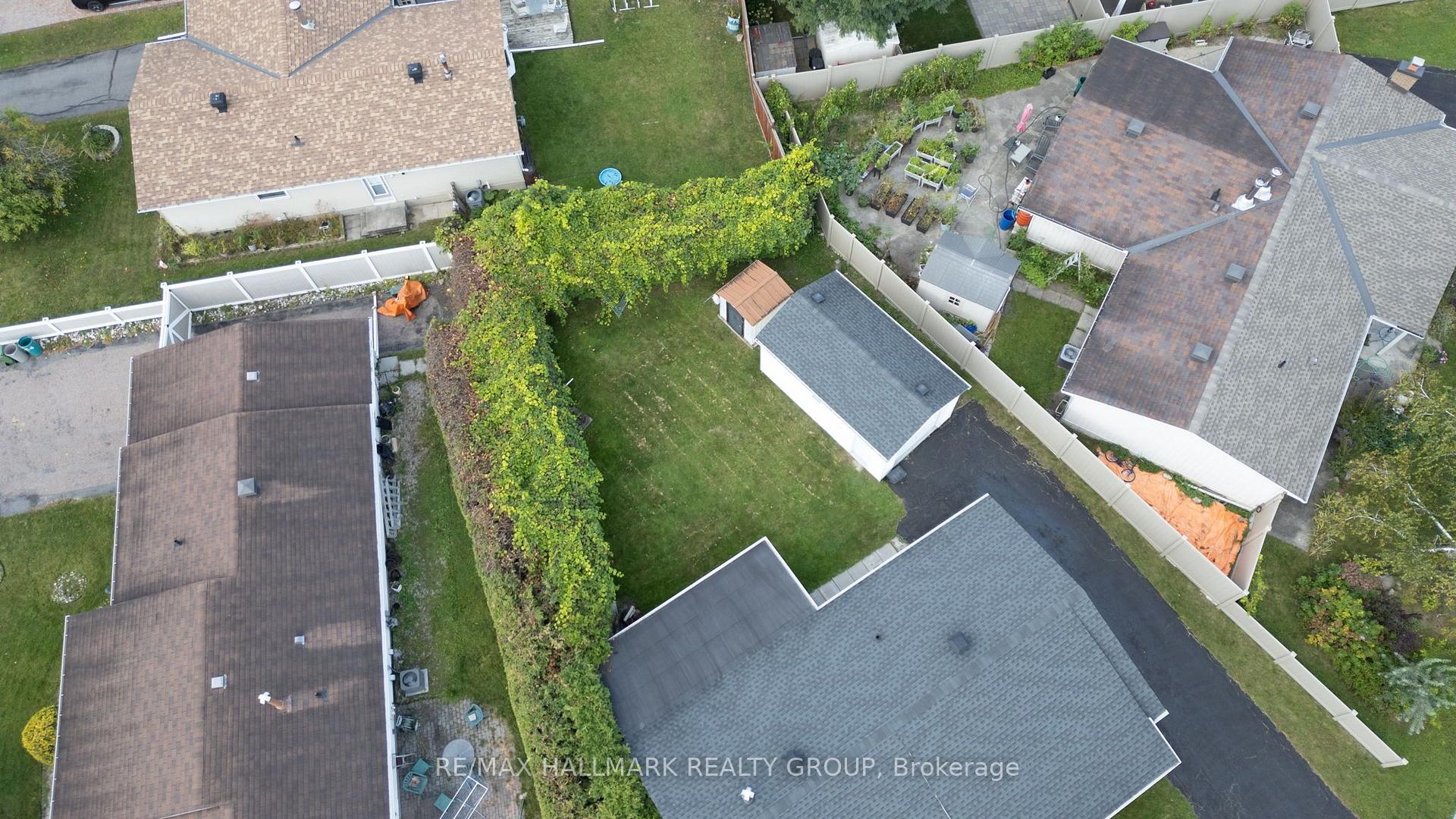 Photo 46 of 2376 Blackstone Crescent, Ottawa, Elmvale Acres — HOMEH