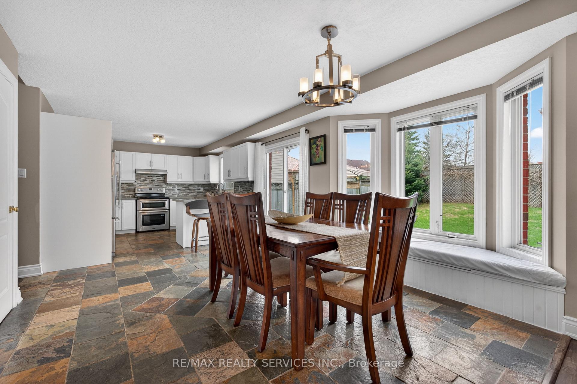 Photo 17 of 70 Hunter Road, Orangeville — HOMEH