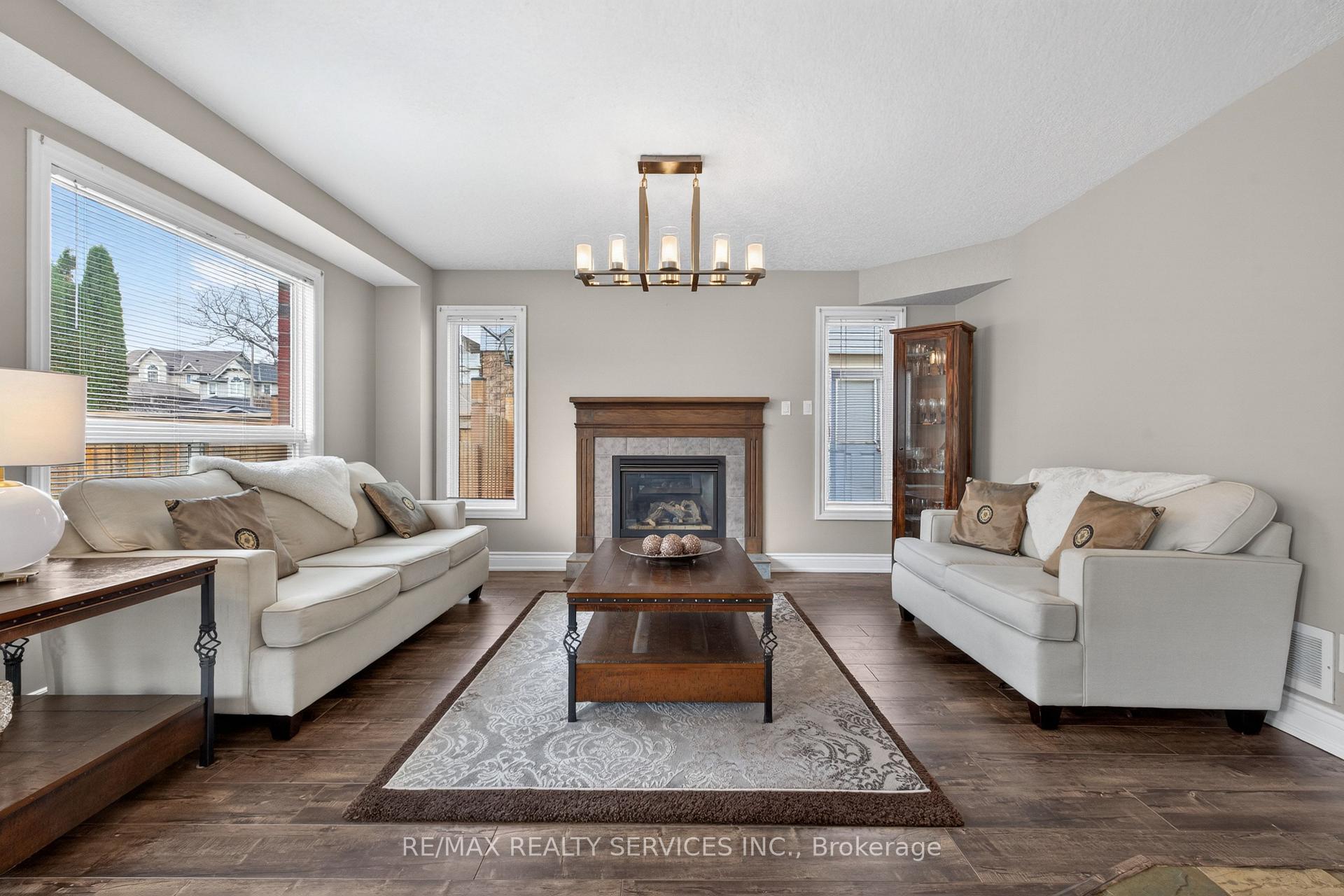 Photo 21 of 70 Hunter Road, Orangeville — HOMEH