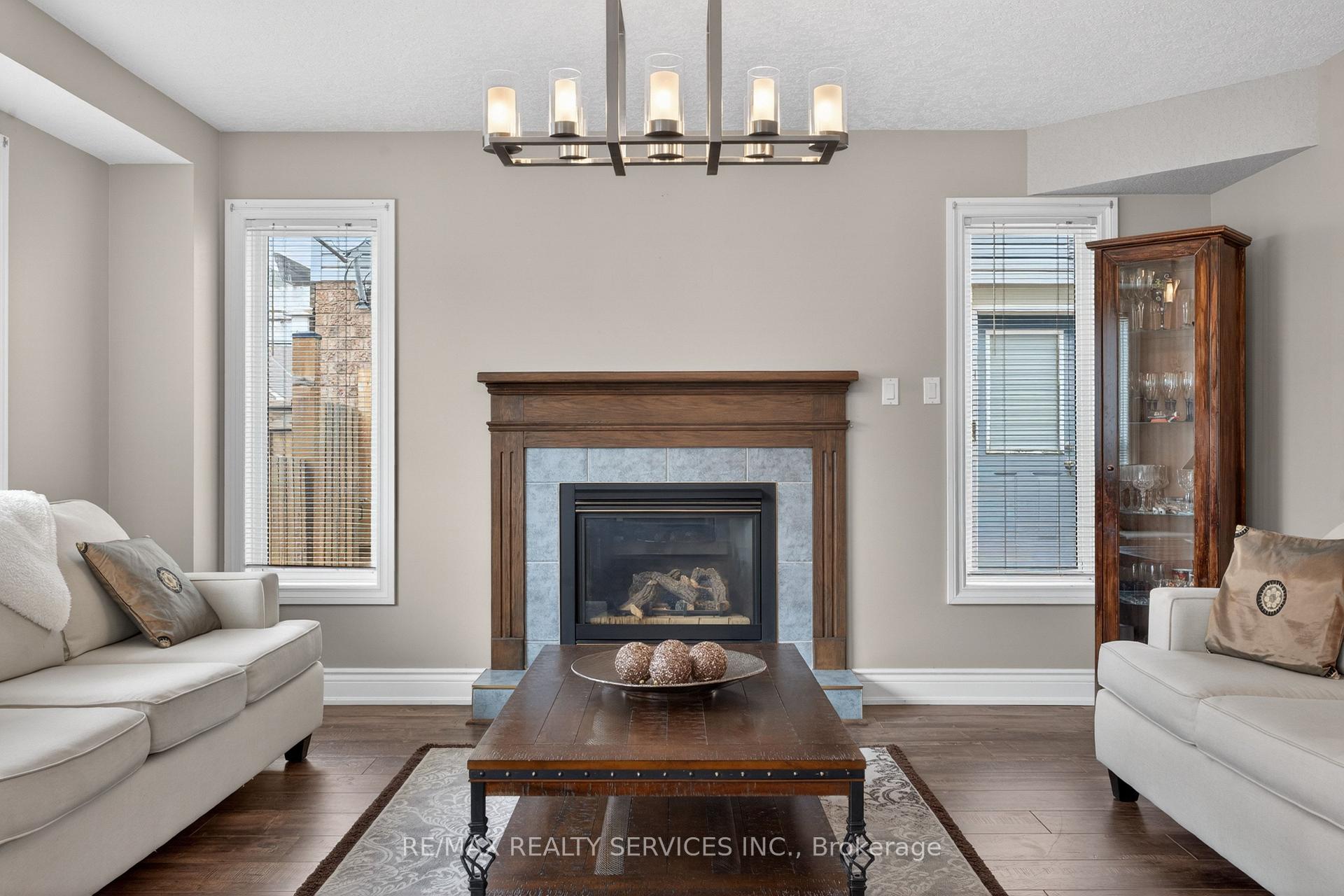 Photo 23 of 70 Hunter Road, Orangeville — HOMEH