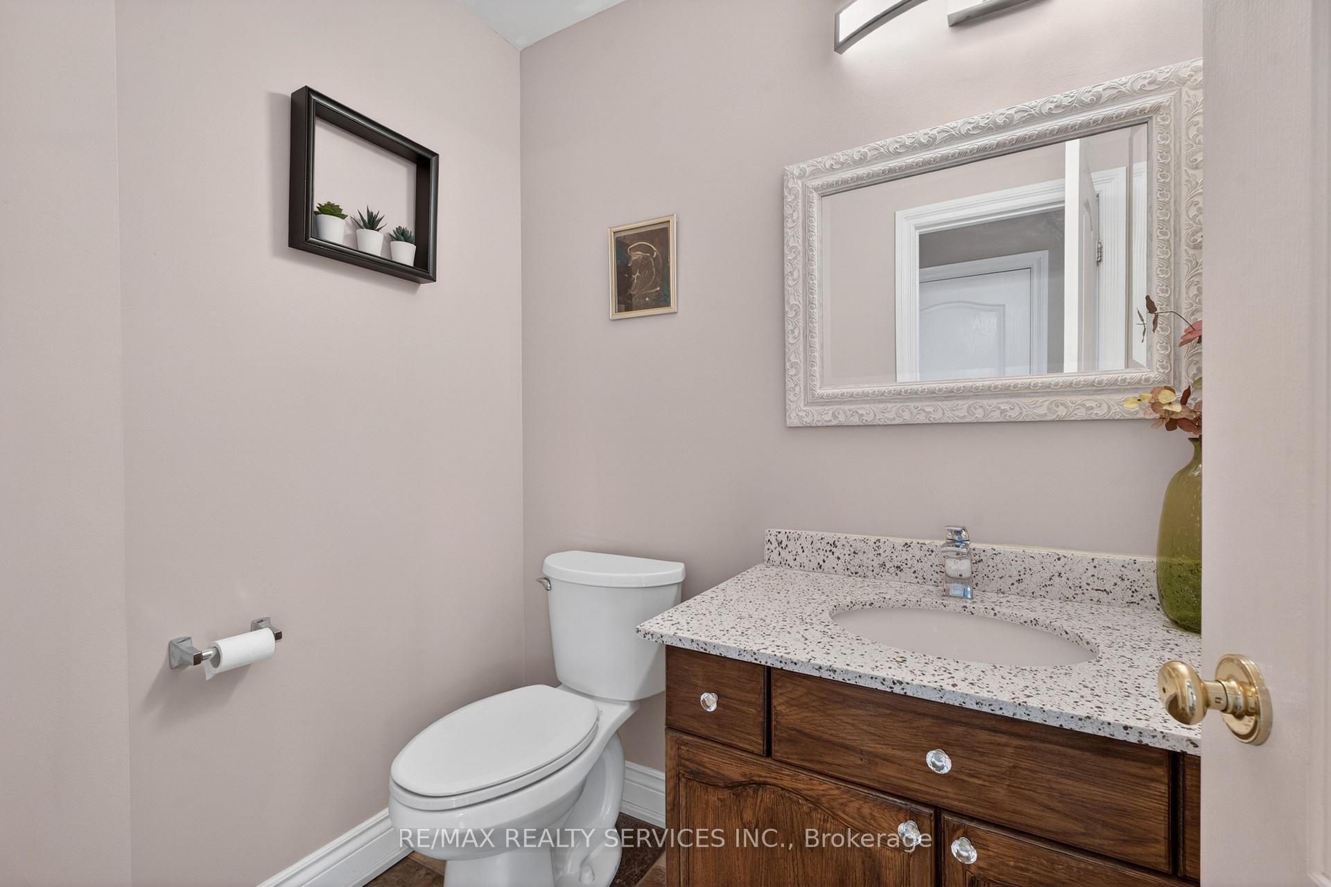Photo 25 of 70 Hunter Road, Orangeville — HOMEH