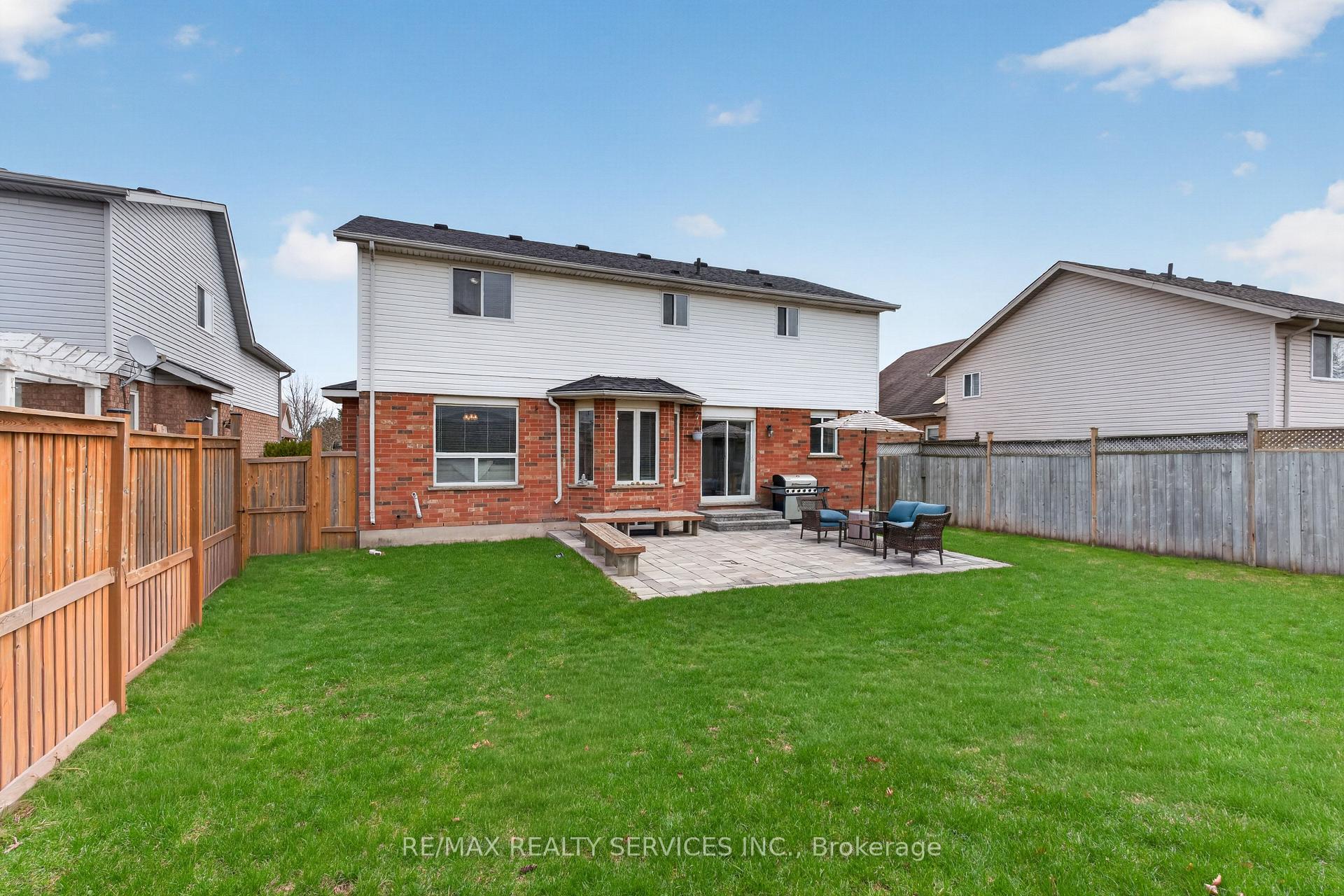 Photo 46 of 70 Hunter Road, Orangeville — HOMEH