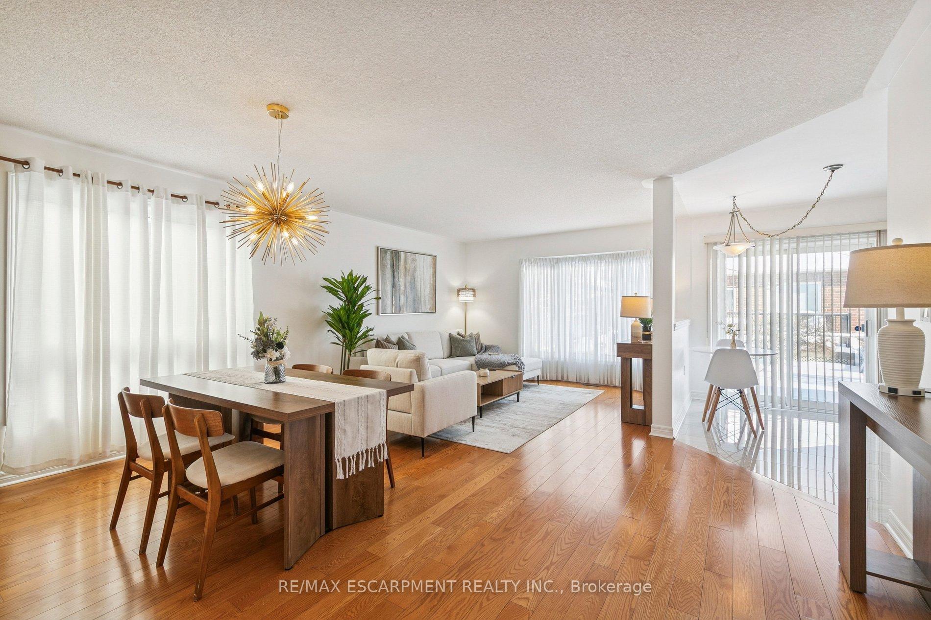 Photo 6 of 245 Centennial Forest Drive, Milton, Timberlea — HOMEH