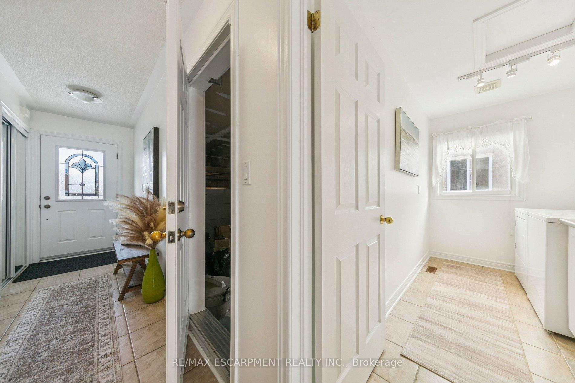 Photo 27 of 245 Centennial Forest Drive, Milton, Timberlea — HOMEH