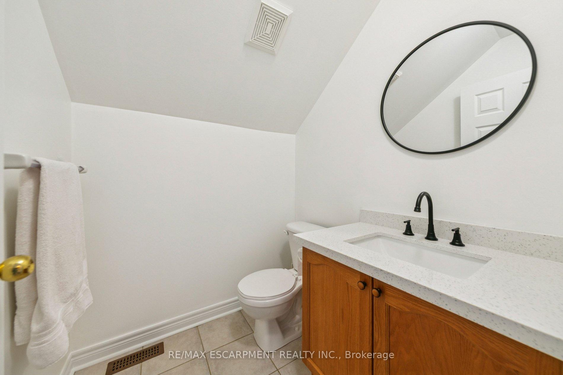 Photo 31 of 245 Centennial Forest Drive, Milton, Timberlea — HOMEH