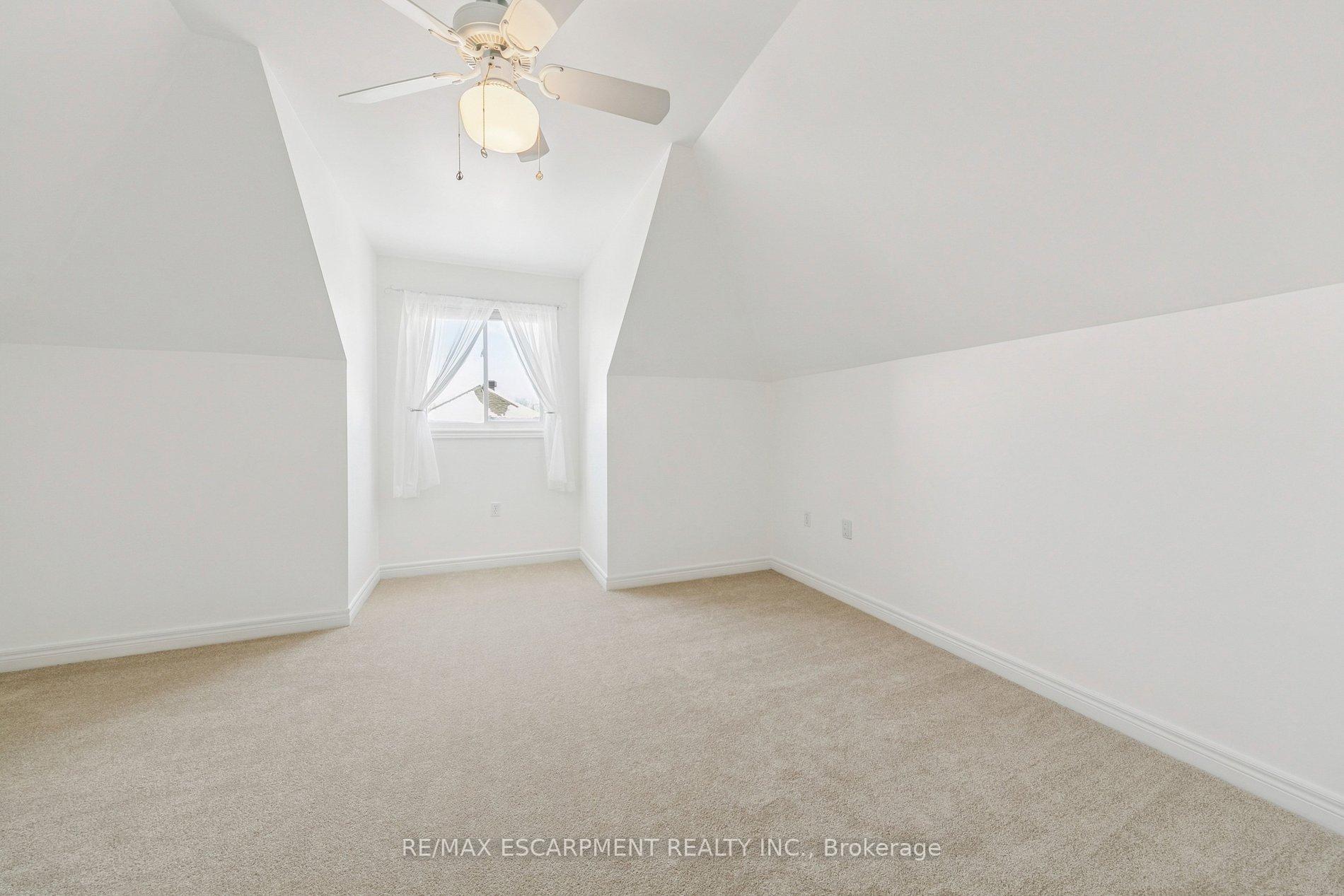 Photo 32 of 245 Centennial Forest Drive, Milton, Timberlea — HOMEH