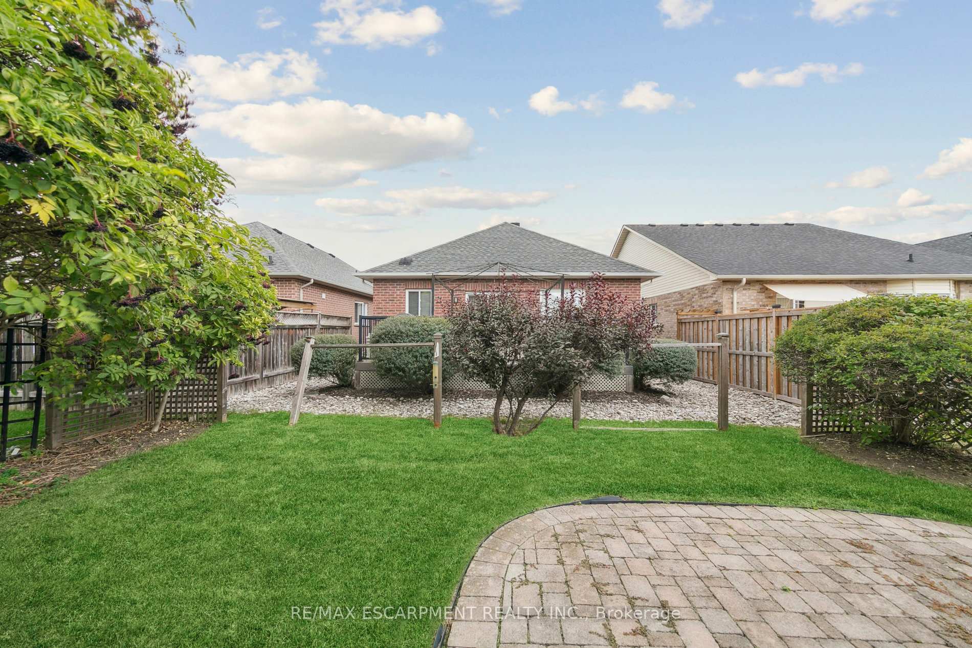 Photo 41 of 245 Centennial Forest Drive, Milton, Timberlea — HOMEH