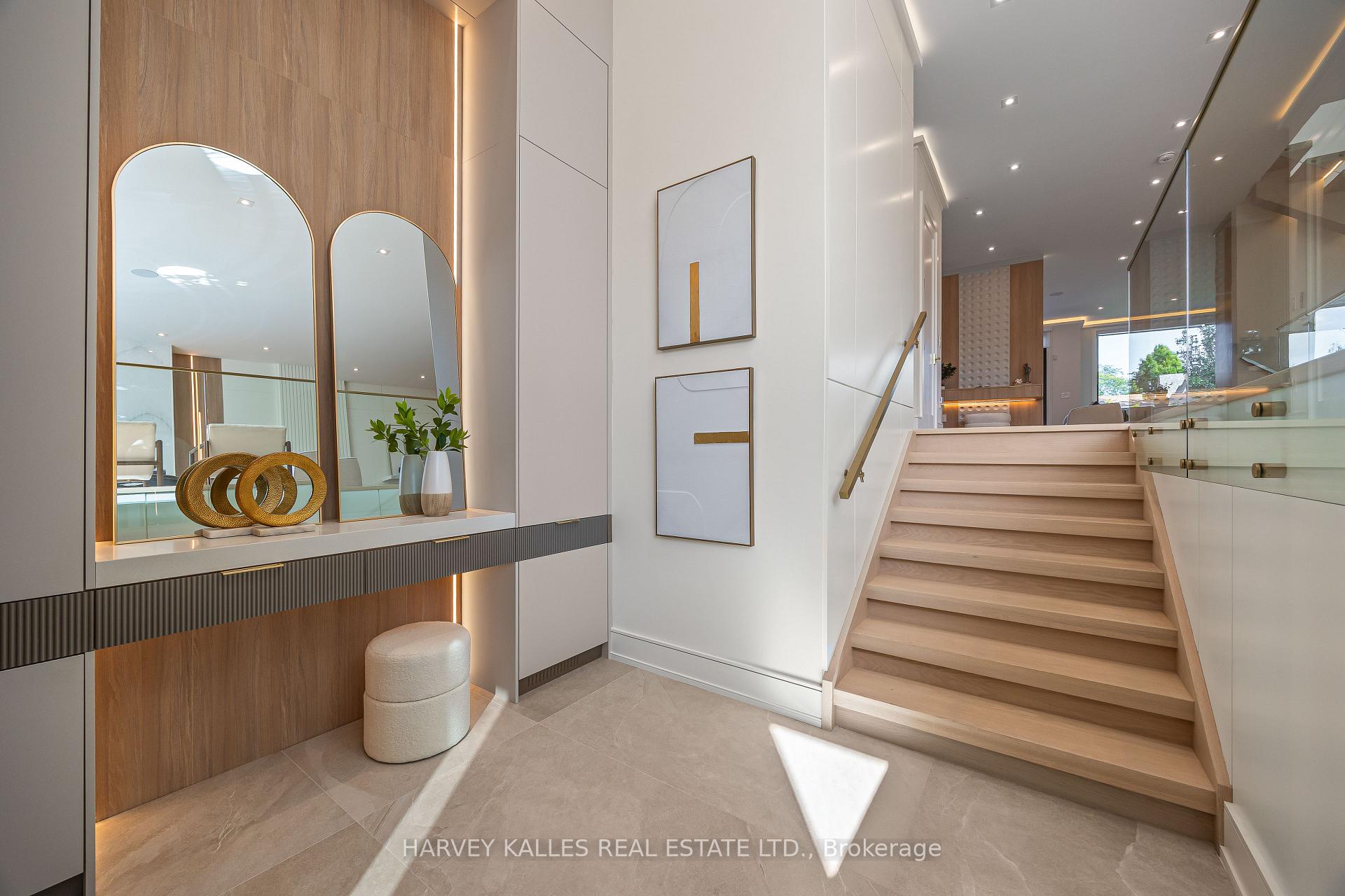 Photo 5 of 449 Elm Road, Toronto, Bedford Park-Nortown — HOMEH