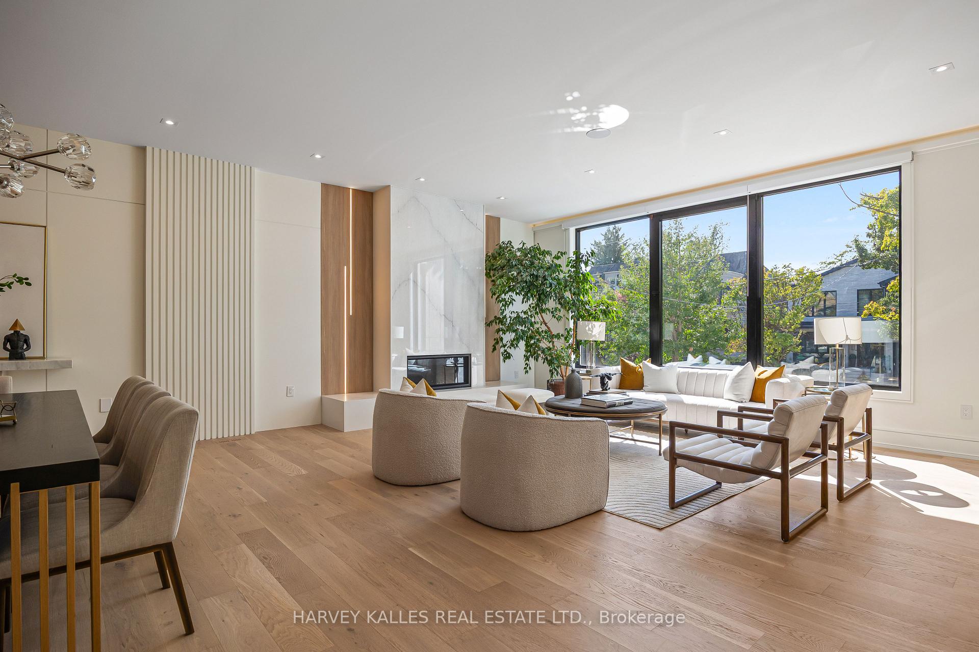 Photo 8 of 449 Elm Road, Toronto, Bedford Park-Nortown — HOMEH