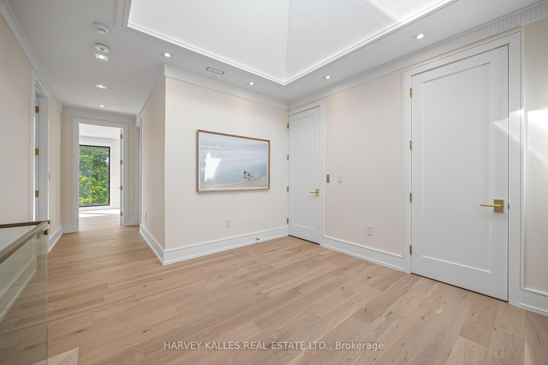 Photo 39 of 449 Elm Road, Toronto, Bedford Park-Nortown — HOMEH