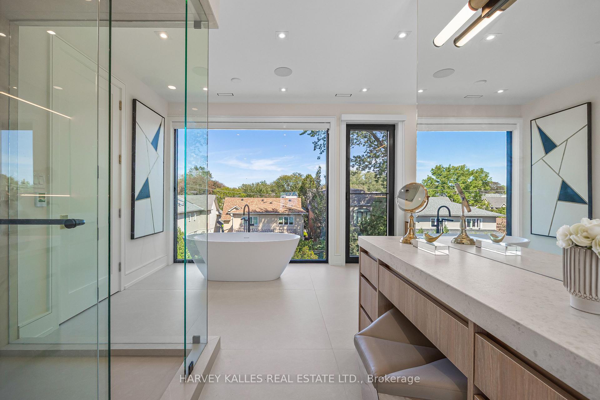 Photo 35 of 449 Elm Road, Toronto, Bedford Park-Nortown — HOMEH