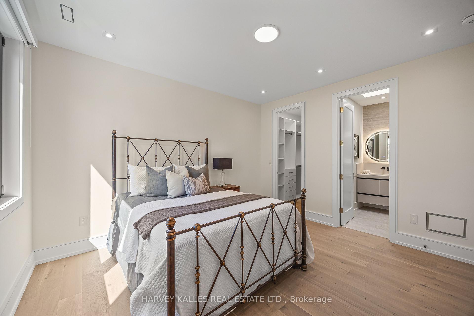 Photo 41 of 449 Elm Road, Toronto, Bedford Park-Nortown — HOMEH
