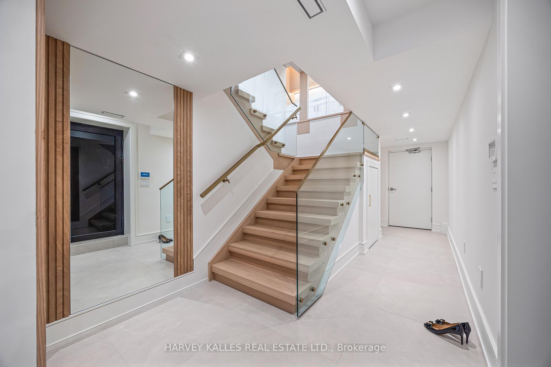 Photo 40 of 449 Elm Road, Toronto, Bedford Park-Nortown — HOMEH