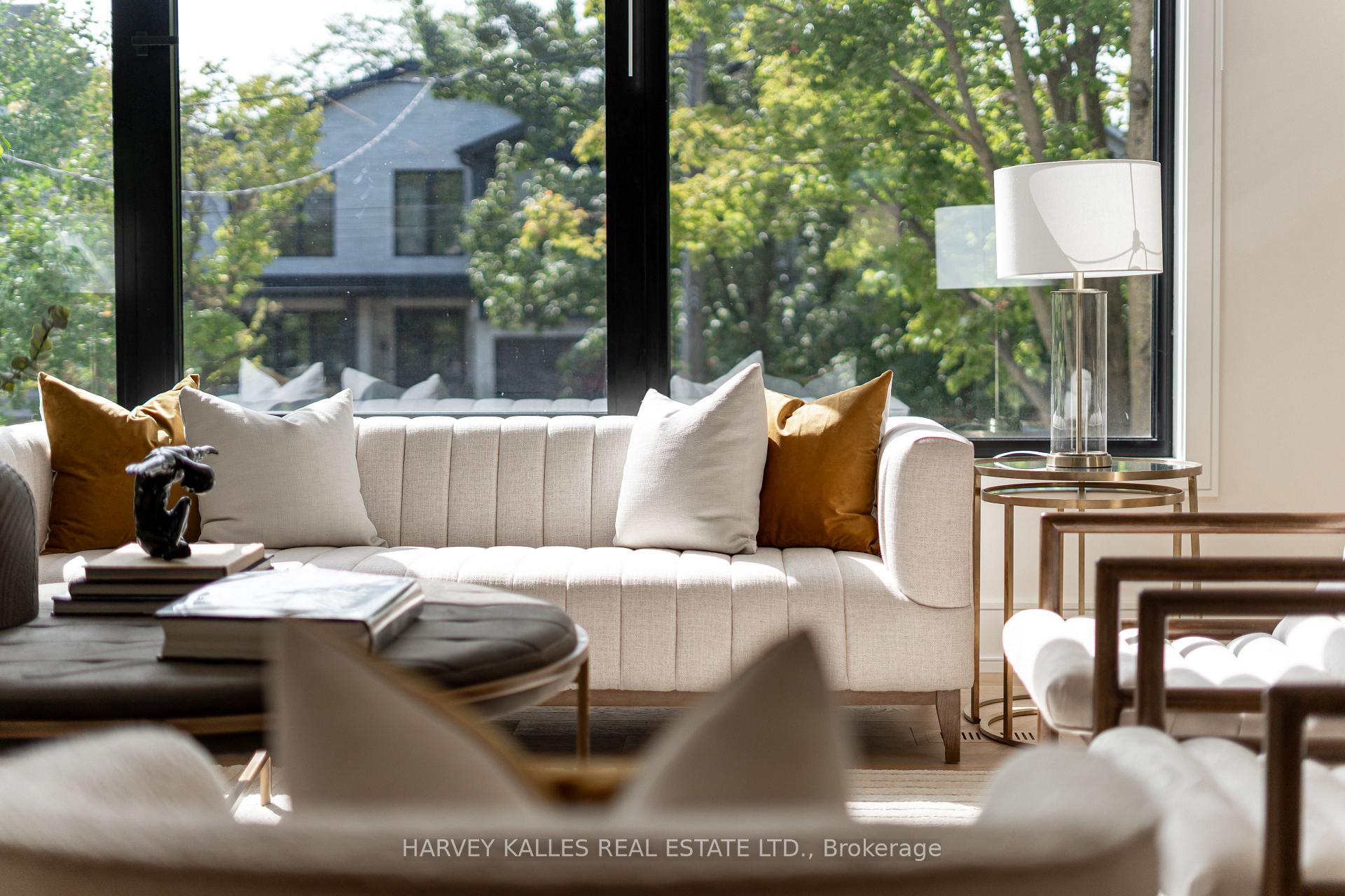 Photo 11 of 449 Elm Road, Toronto, Bedford Park-Nortown — HOMEH