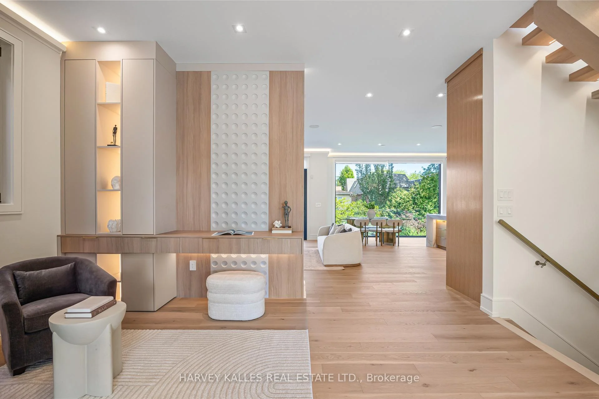 Photo 23 of 449 Elm Road, Toronto, Bedford Park-Nortown — HOMEH