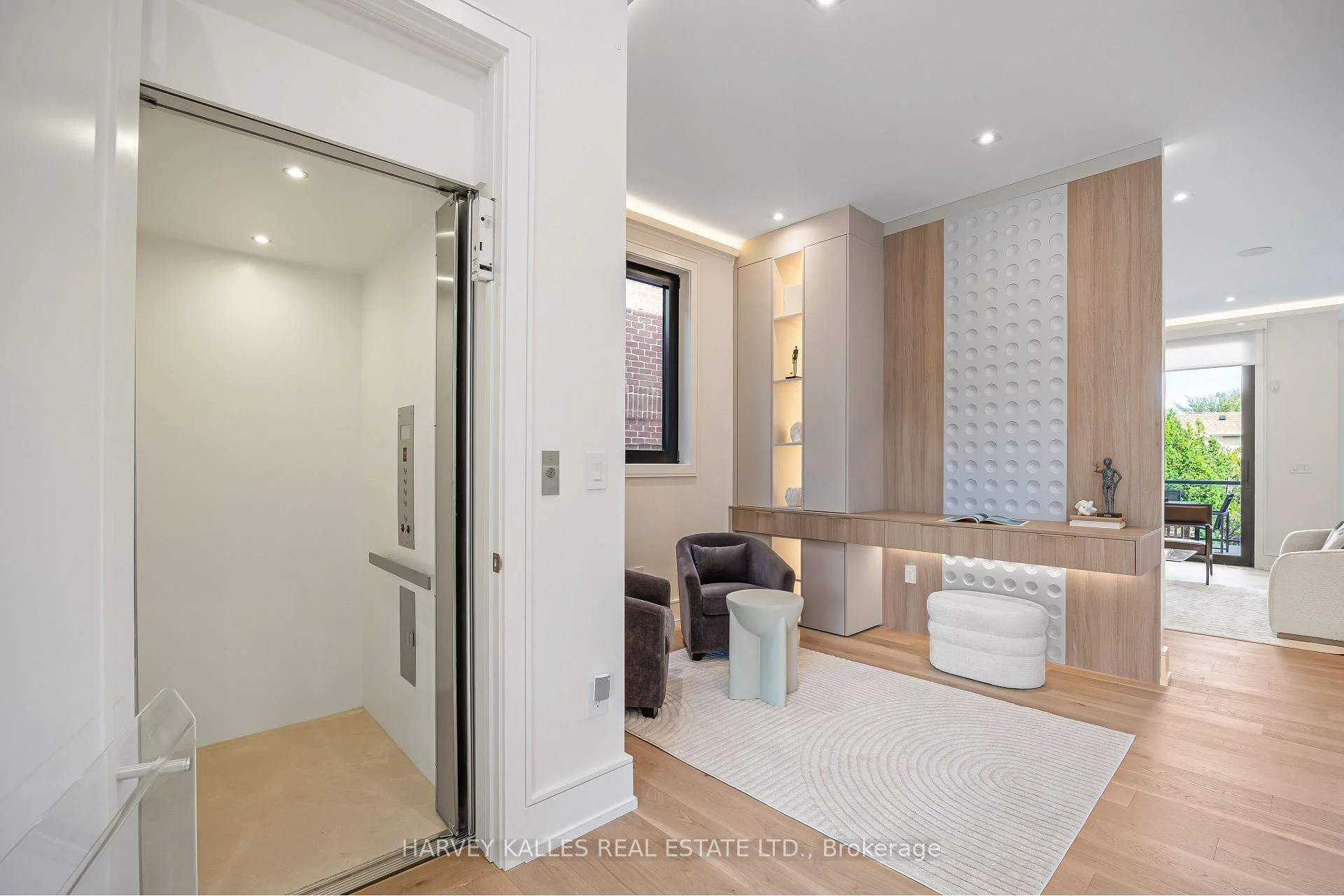 Photo 21 of 449 Elm Road, Toronto, Bedford Park-Nortown — HOMEH