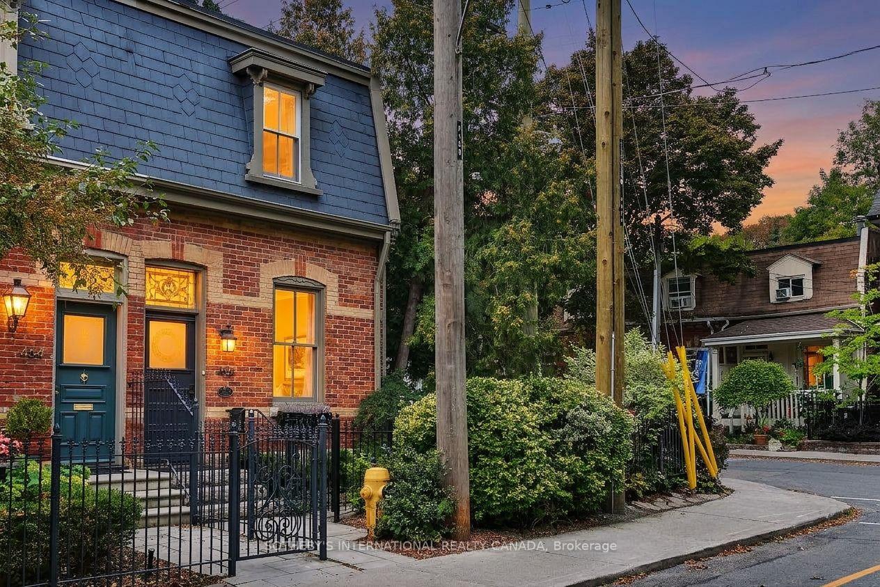 Photo 3 of 456 Sumach Street, Toronto, Cabbagetown-South St. James Town — HOMEH