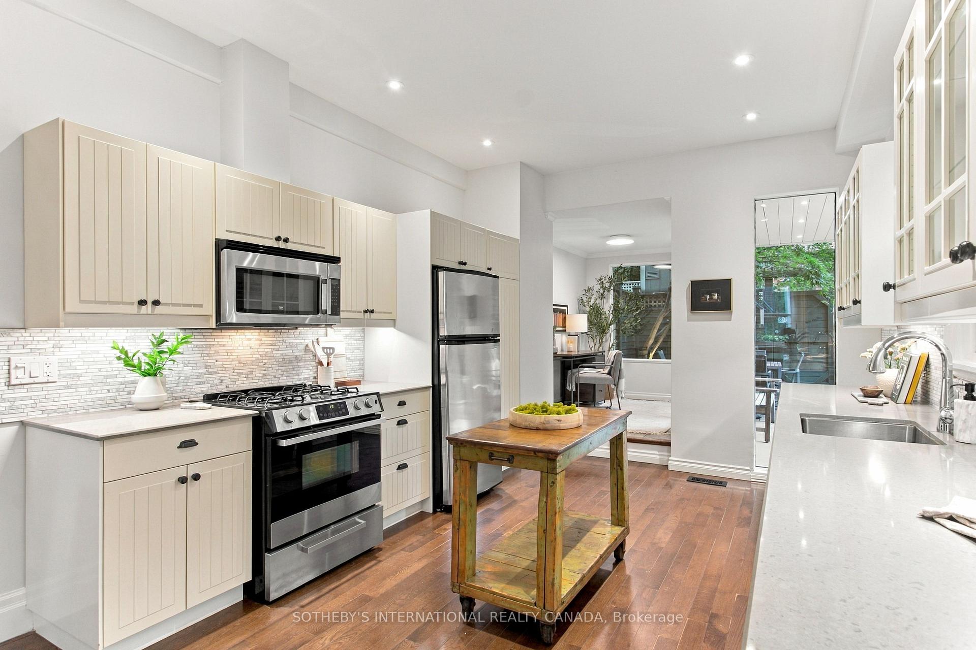 Photo 14 of 456 Sumach Street, Toronto, Cabbagetown-South St. James Town — HOMEH