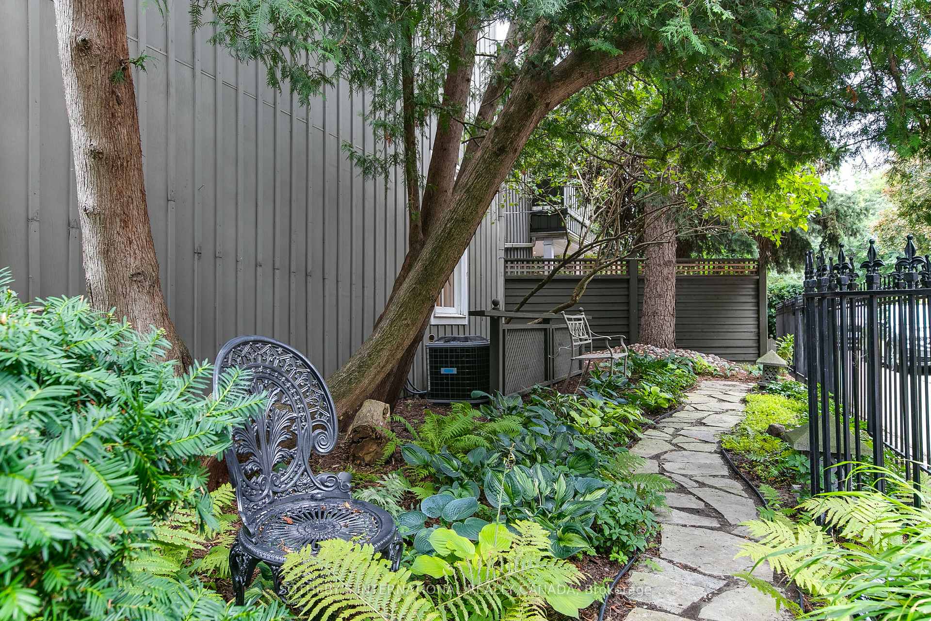 Photo 51 of 456 Sumach Street, Toronto, Cabbagetown-South St. James Town — HOMEH