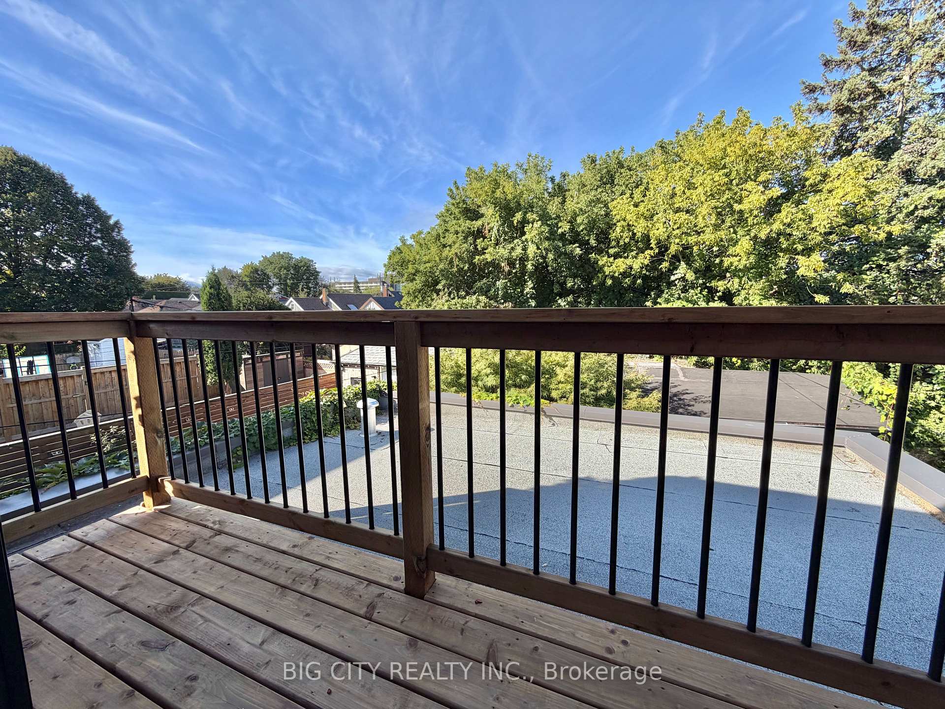 Photo 23 of Unit Upper, 20 Gray Avenue, Toronto, Rockcliffe-Smythe — HOMEH