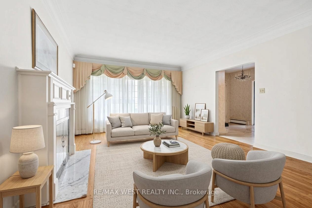 Photo 3 of 1758 Rhodes Crescent, Ottawa, Playfair Park — HOMEH