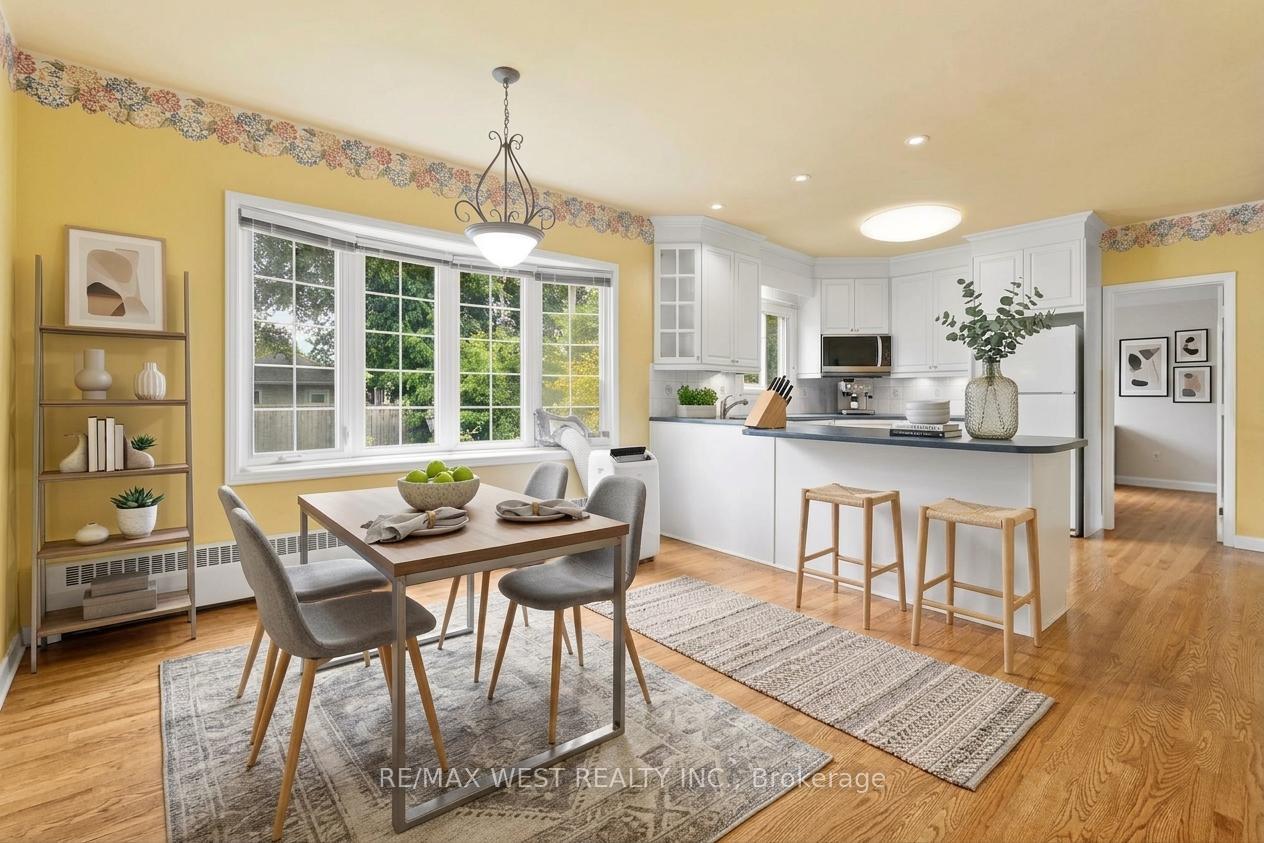 Photo 4 of 1758 Rhodes Crescent, Ottawa, Playfair Park — HOMEH