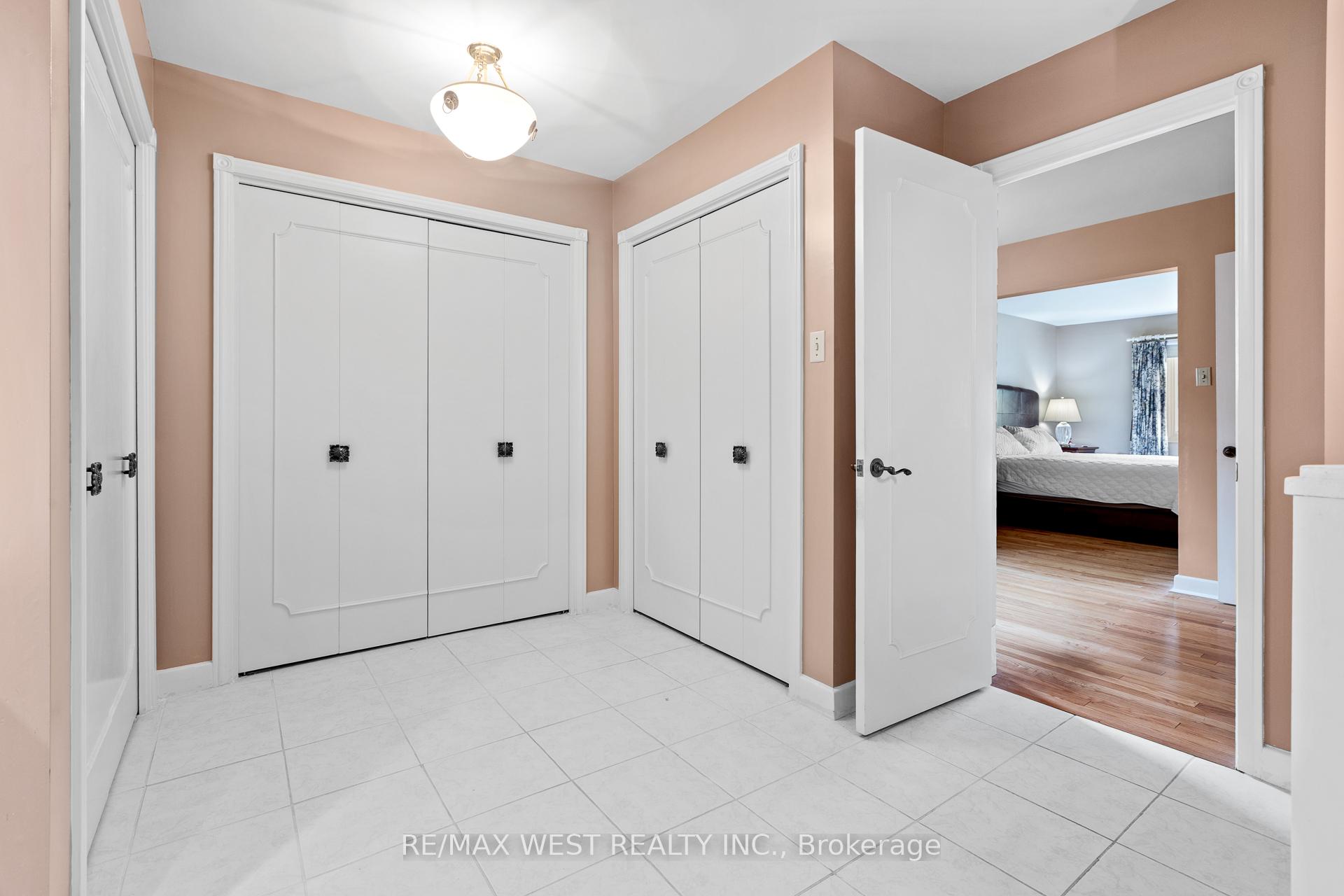 Photo 11 of 1758 Rhodes Crescent, Ottawa, Playfair Park — HOMEH