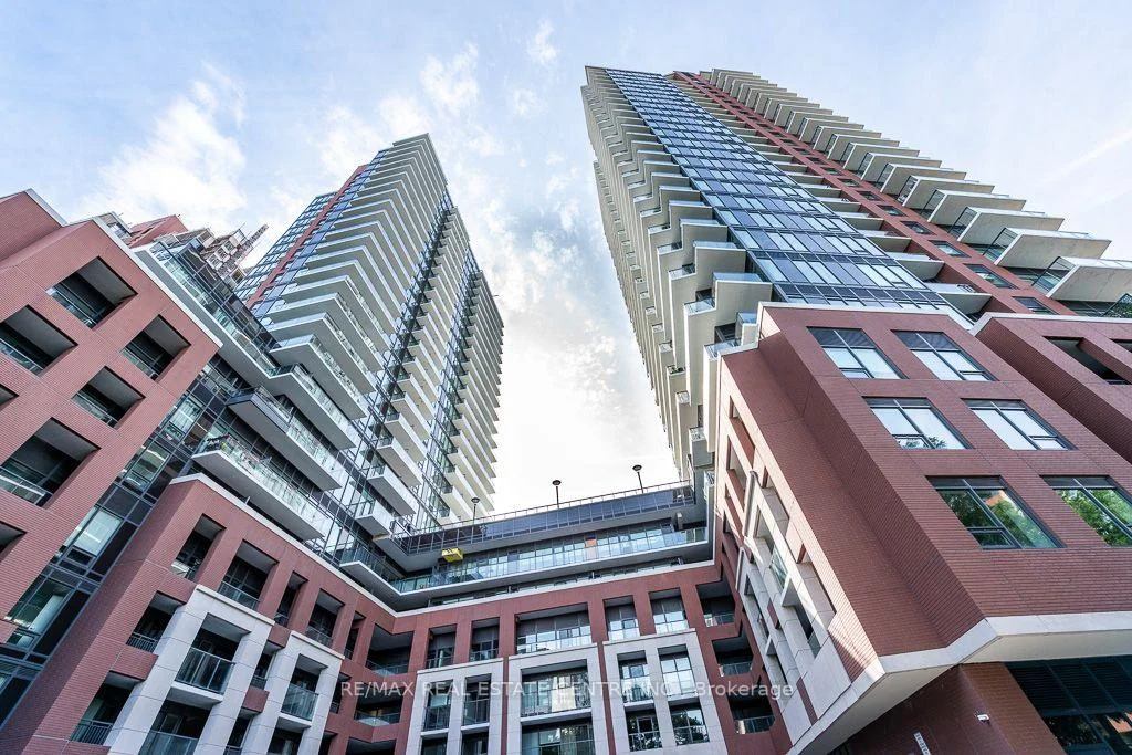 Front of Unit 1804, 4010 Eglinton Avenue W