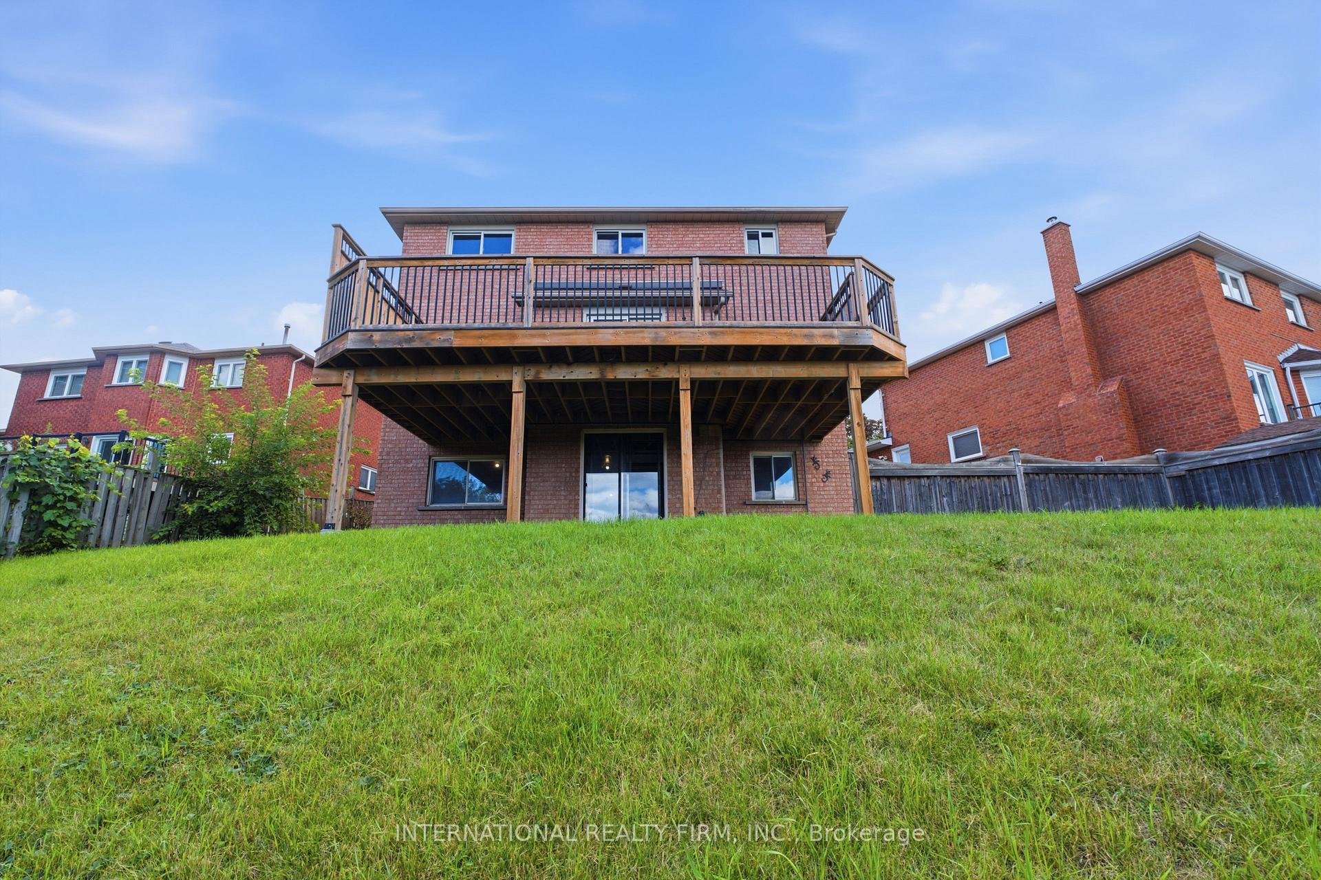 Photo 25 of 48 De Rose Avenue, Caledon, Bolton West — HOMEH