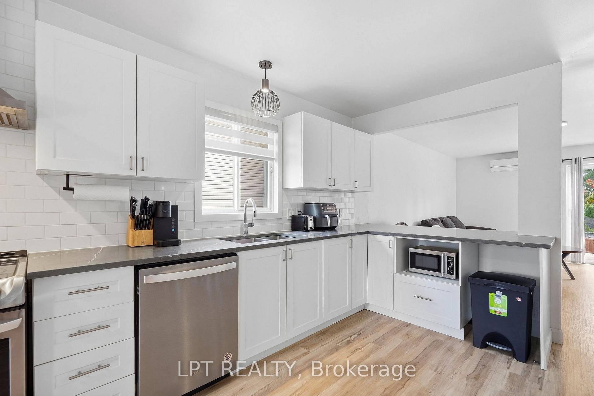 Photo 5 of 119 Pendleton Street, Champlain, Vankleek Hill — HOMEH