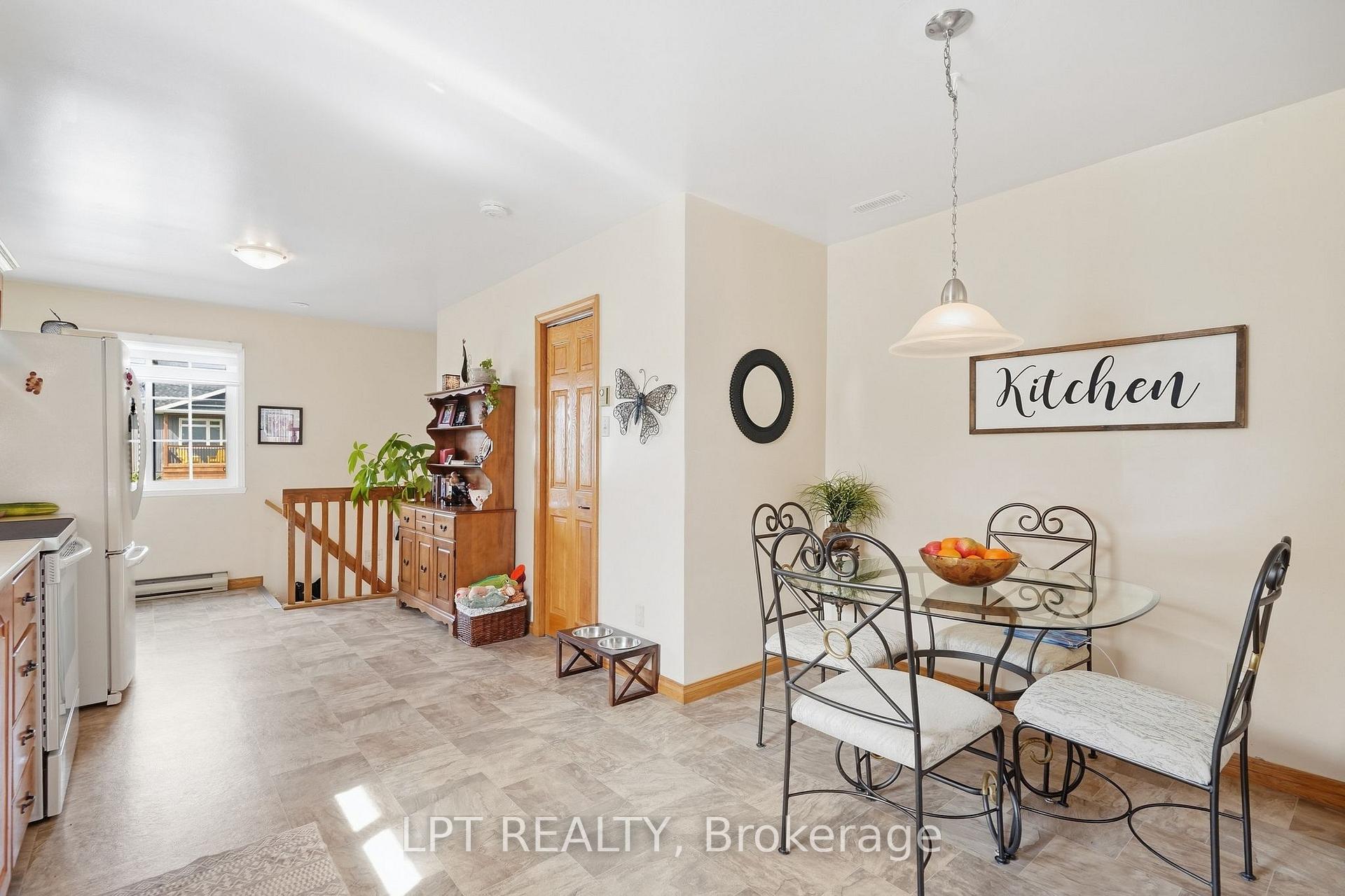 Photo 23 of 119 Pendleton Street, Champlain, Vankleek Hill — HOMEH