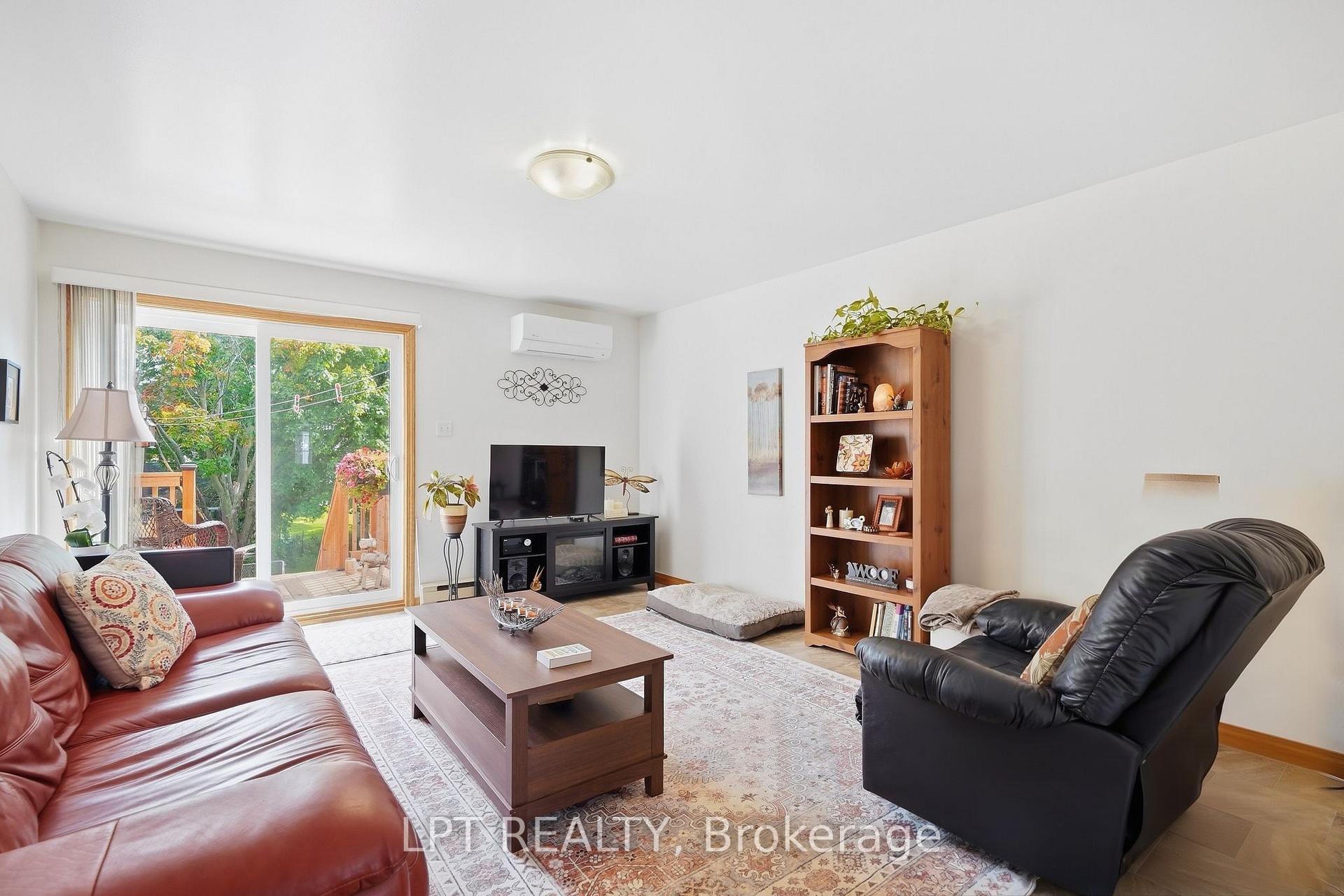 Photo 25 of 119 Pendleton Street, Champlain, Vankleek Hill — HOMEH