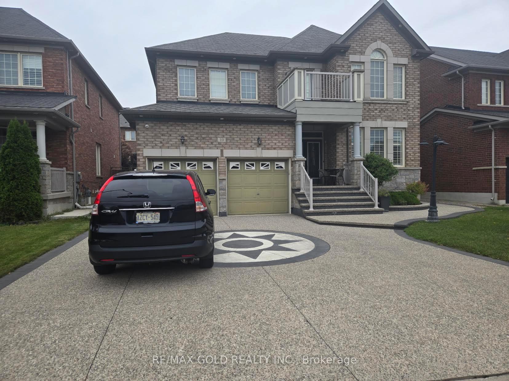 Photo 2 of 10 Twin Falls Road, Brampton, Bram West — HOMEH