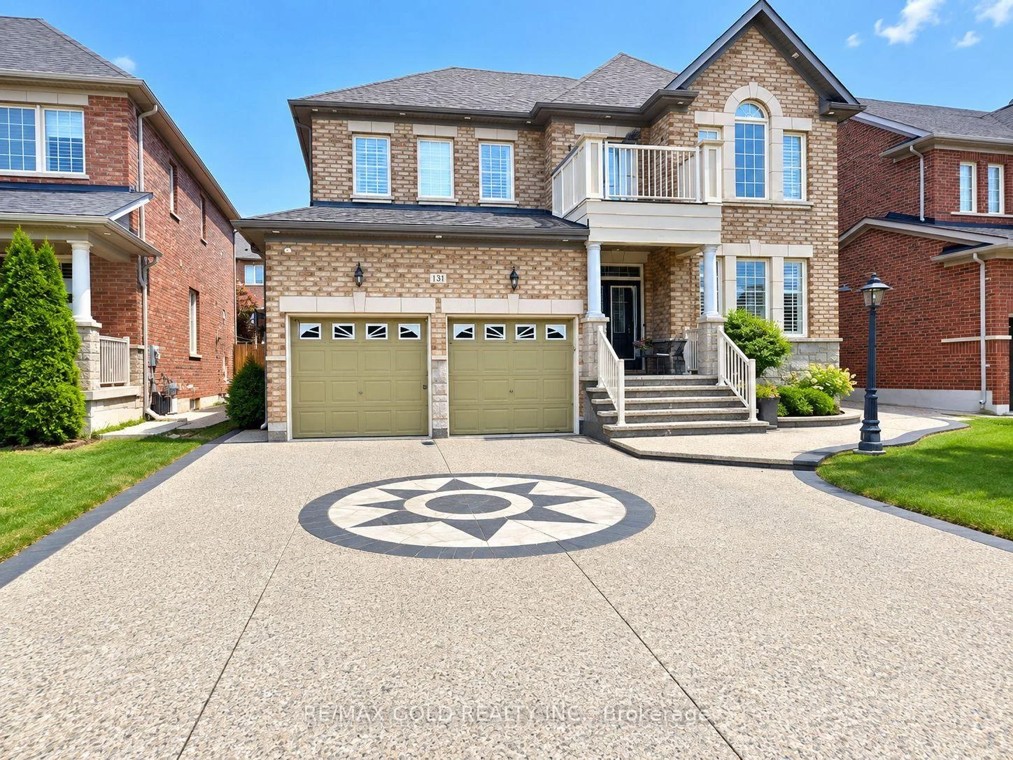 Photo 1 of 10 Twin Falls Road, Brampton, Bram West — HOMEH