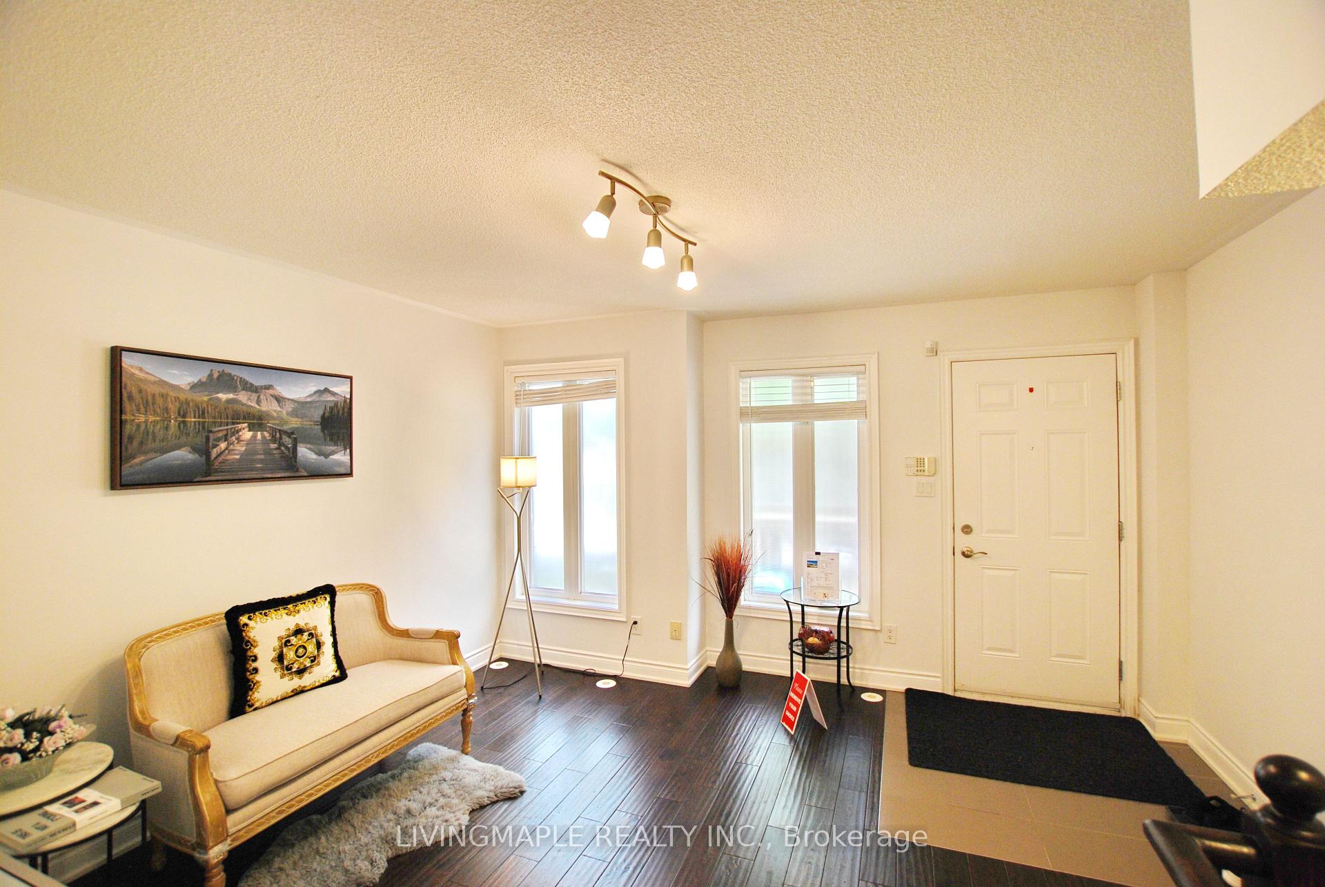 Photo 4 of 26 Times Avenue, Markham, Commerce Valley — HOMEH