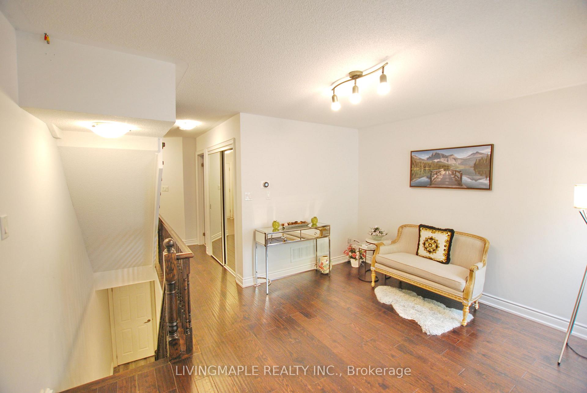 Photo 5 of 26 Times Avenue, Markham, Commerce Valley — HOMEH