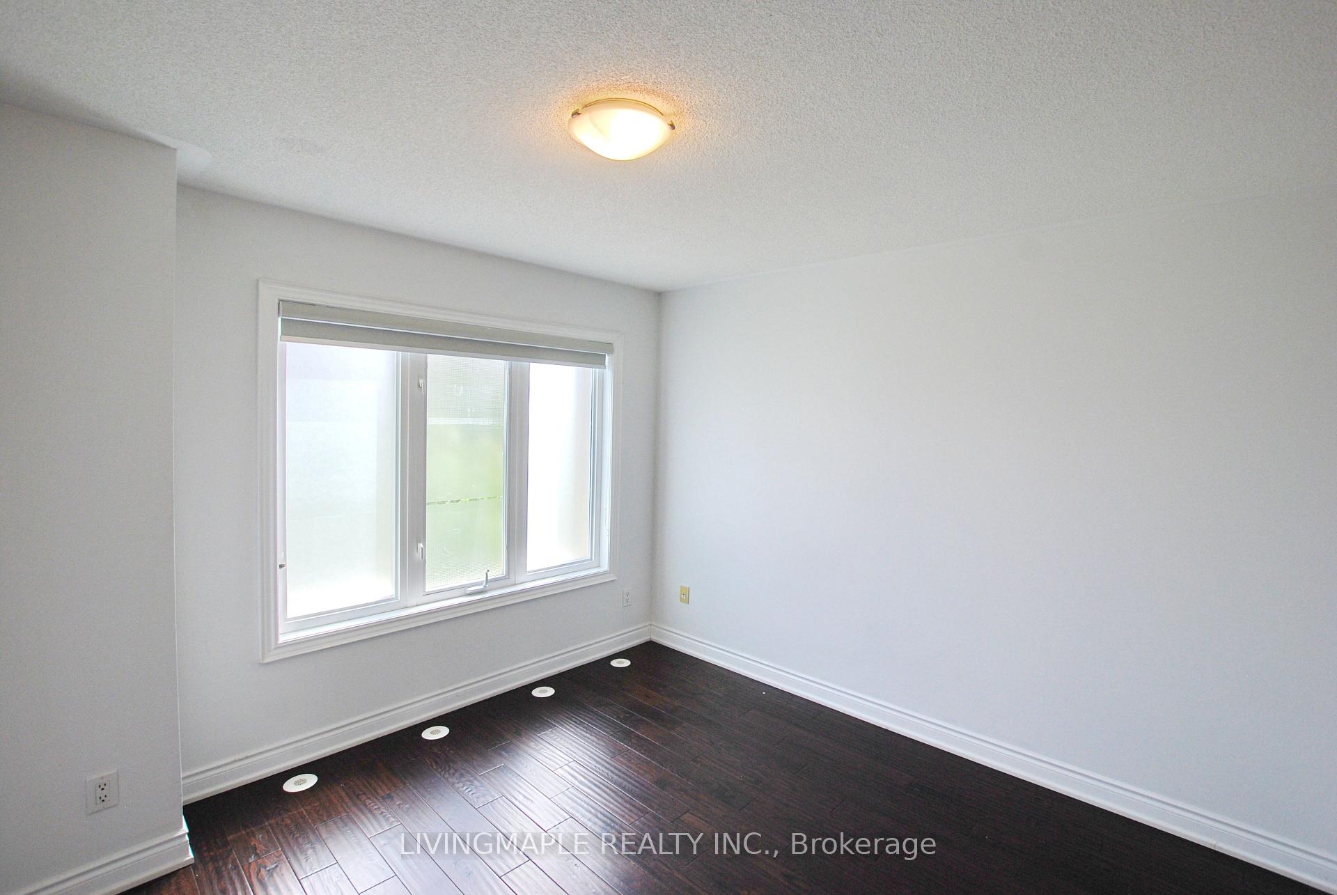 Photo 22 of 26 Times Avenue, Markham, Commerce Valley — HOMEH