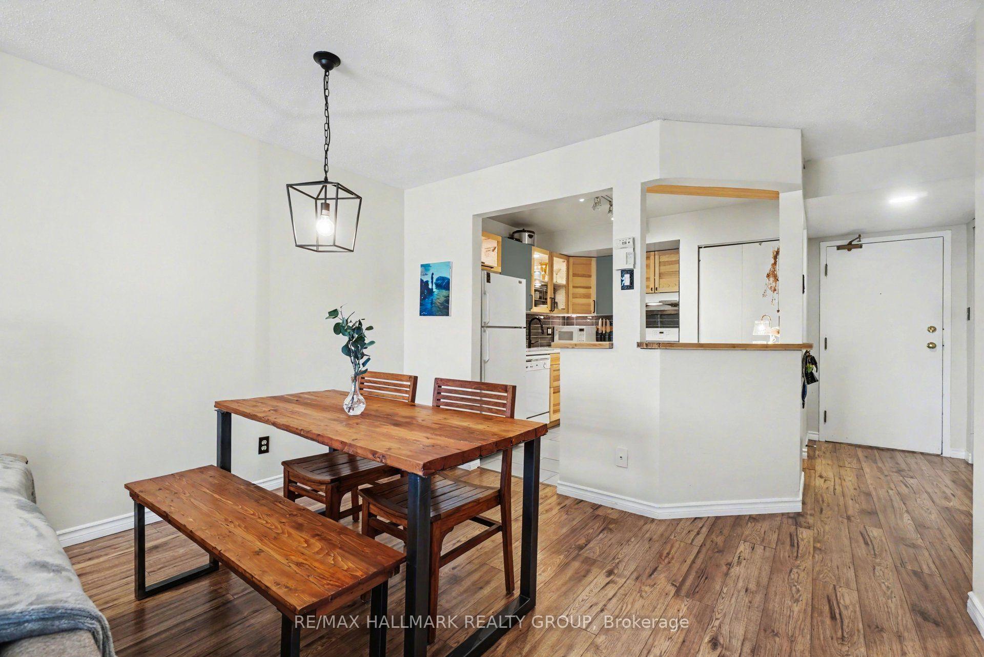 Photo 11 of Unit 203, 266 Lorry Greenberg Drive, Ottawa, Hunt Club Park/Greenboro — HOMEH