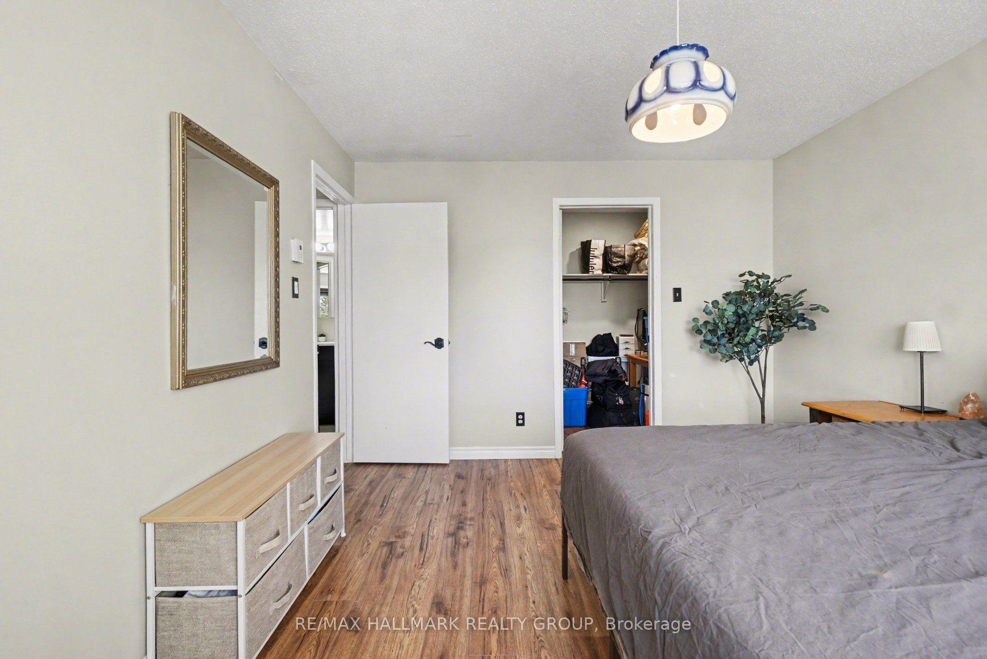 Photo 18 of Unit 203, 266 Lorry Greenberg Drive, Ottawa, Hunt Club Park/Greenboro — HOMEH